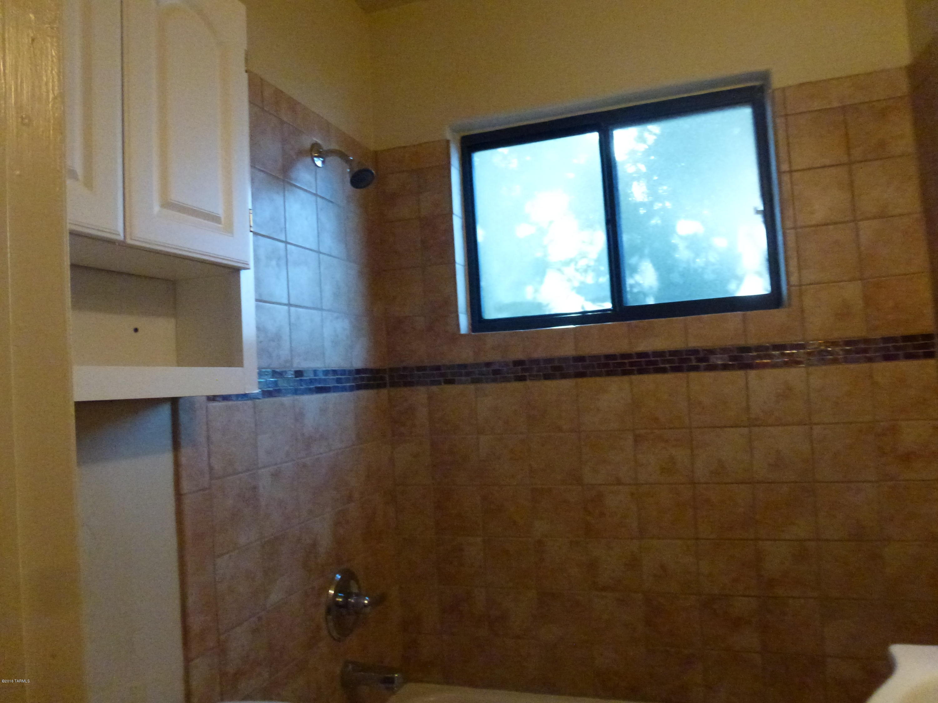 Mountain View Acre Farms - Residential Lease