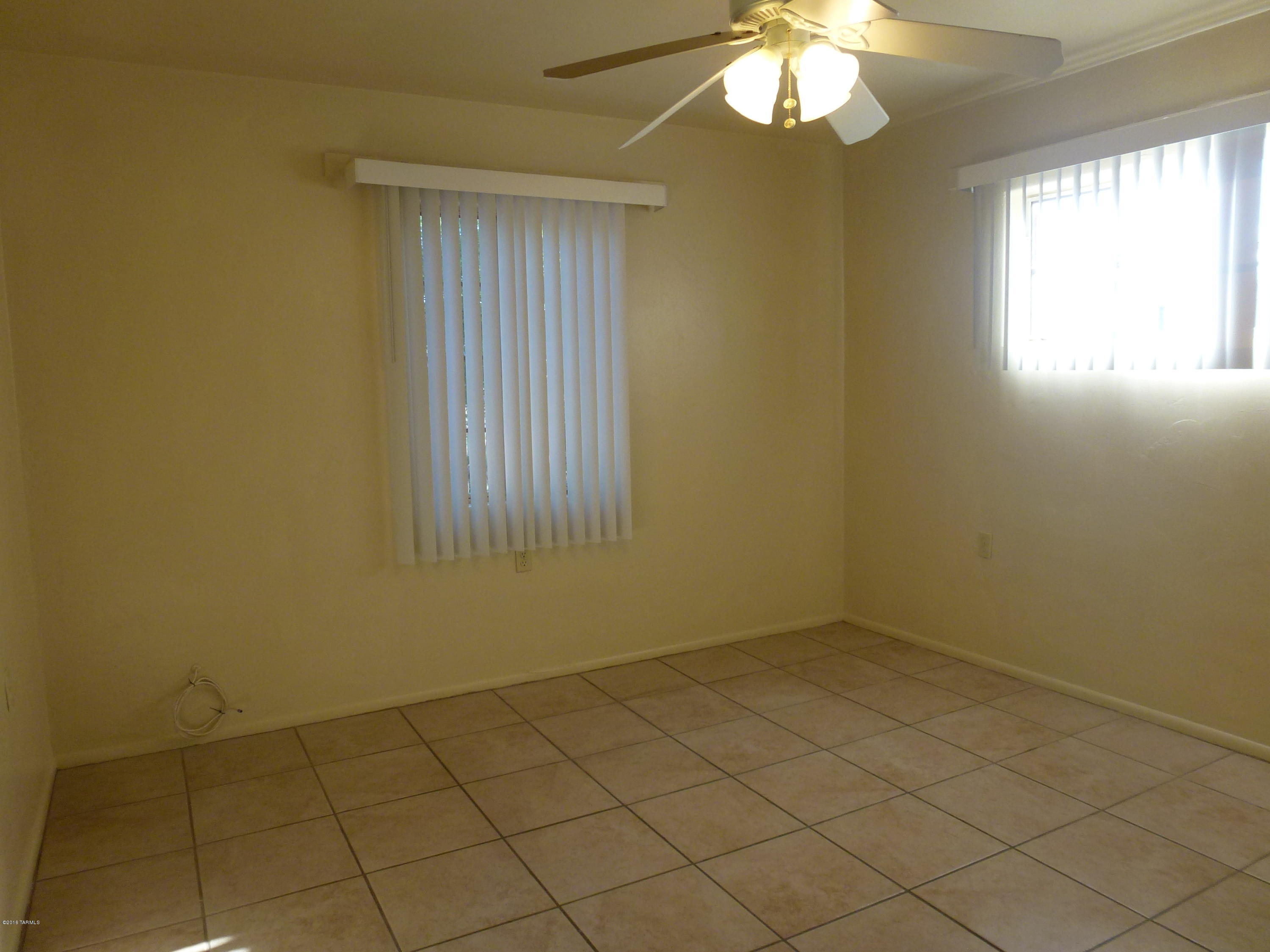 Mountain View Acre Farms - Residential Lease