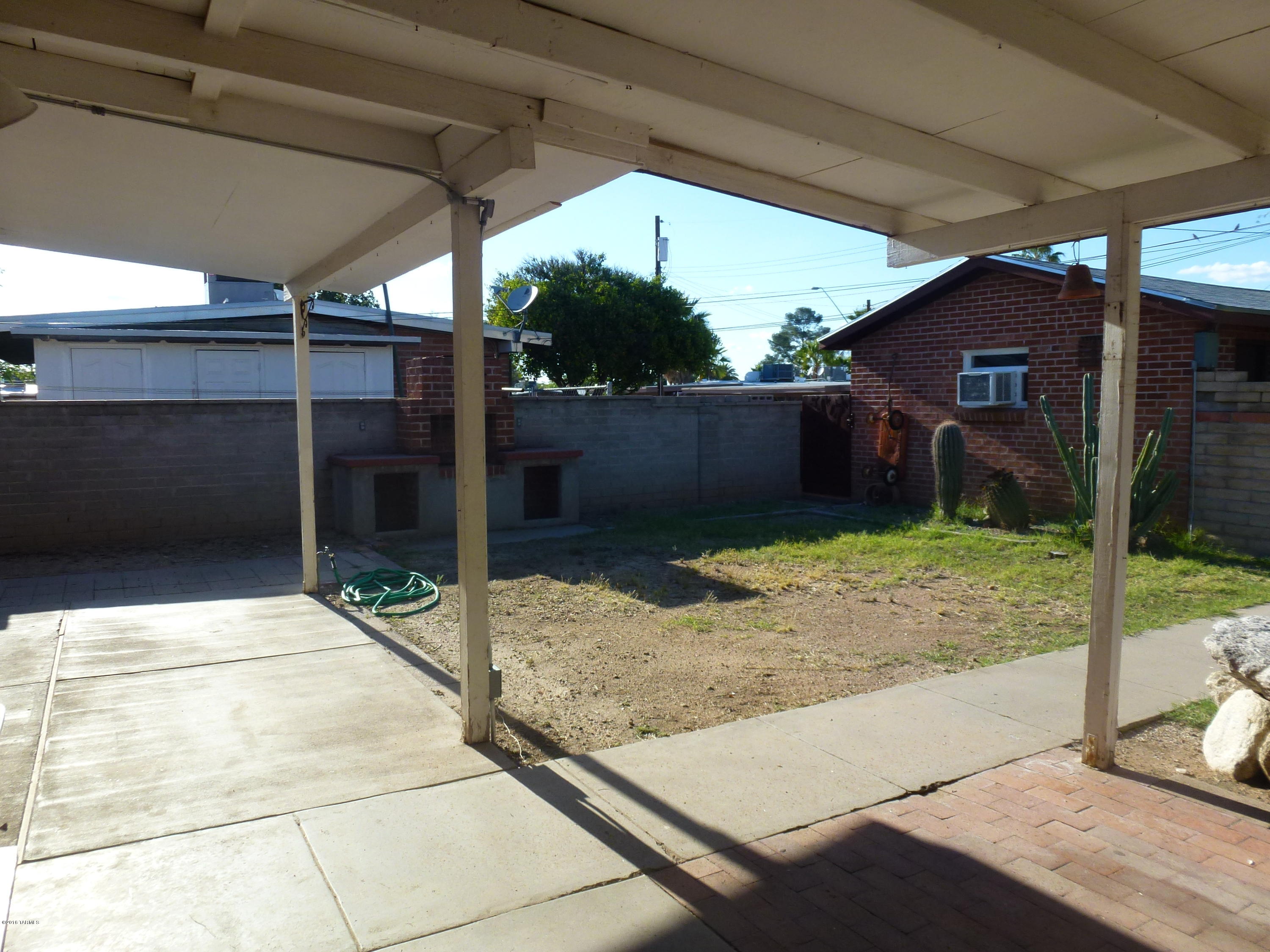 Mountain View Acre Farms - Residential Lease