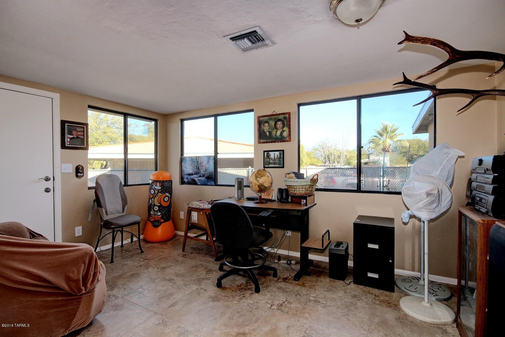 Vista Del Sahuaro - Residential