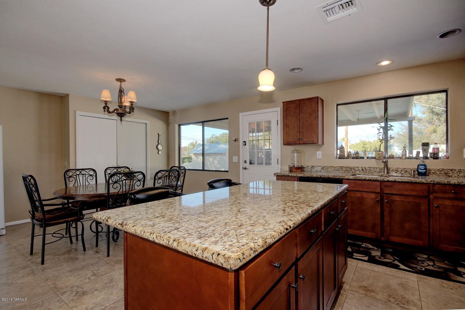 Vista Del Sahuaro - Residential