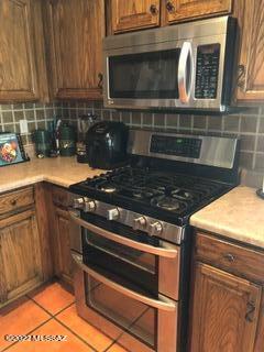 Oakmore At Midvale (266-318) - Residential