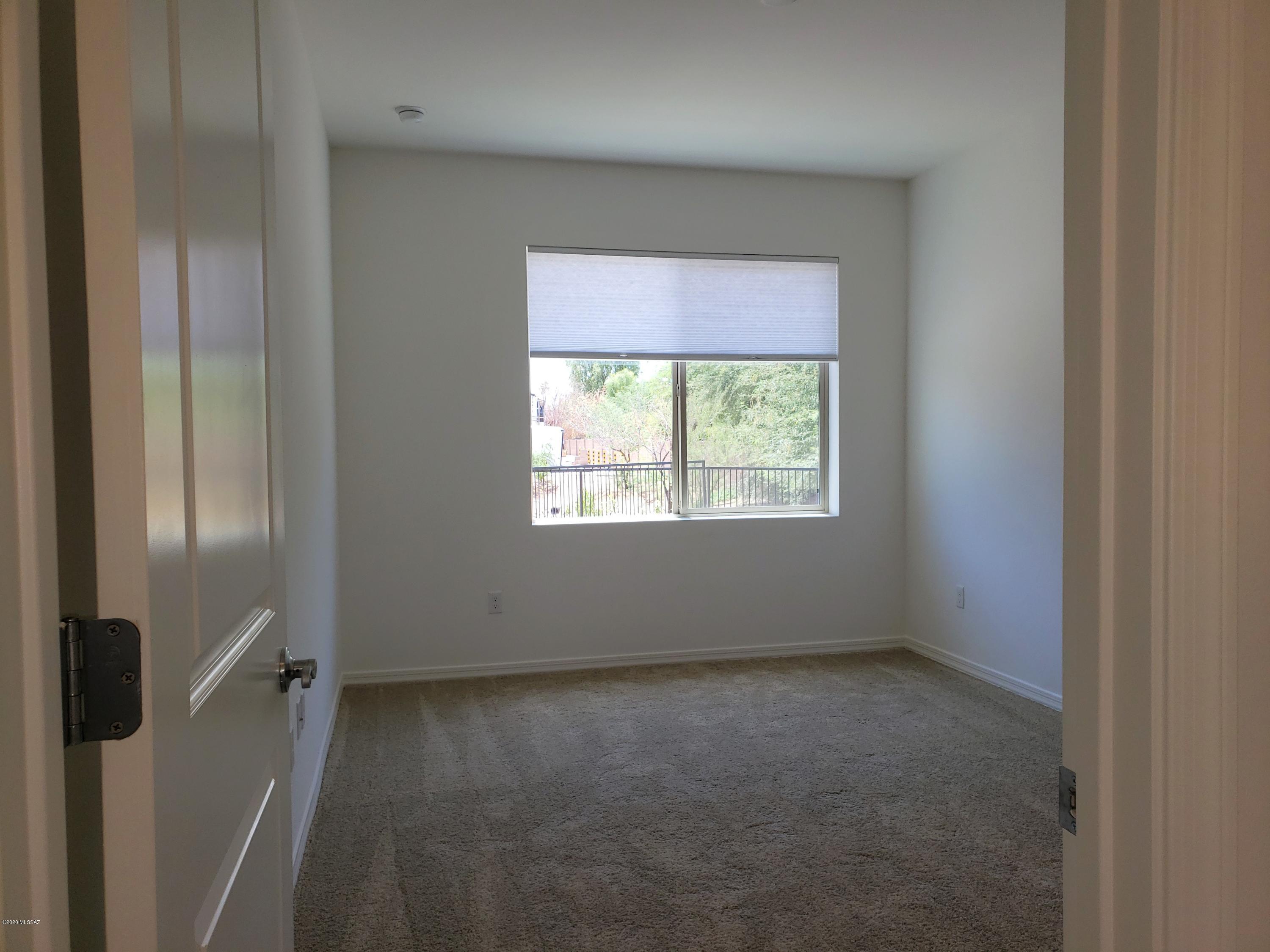 Las Cabanas - Residential Lease