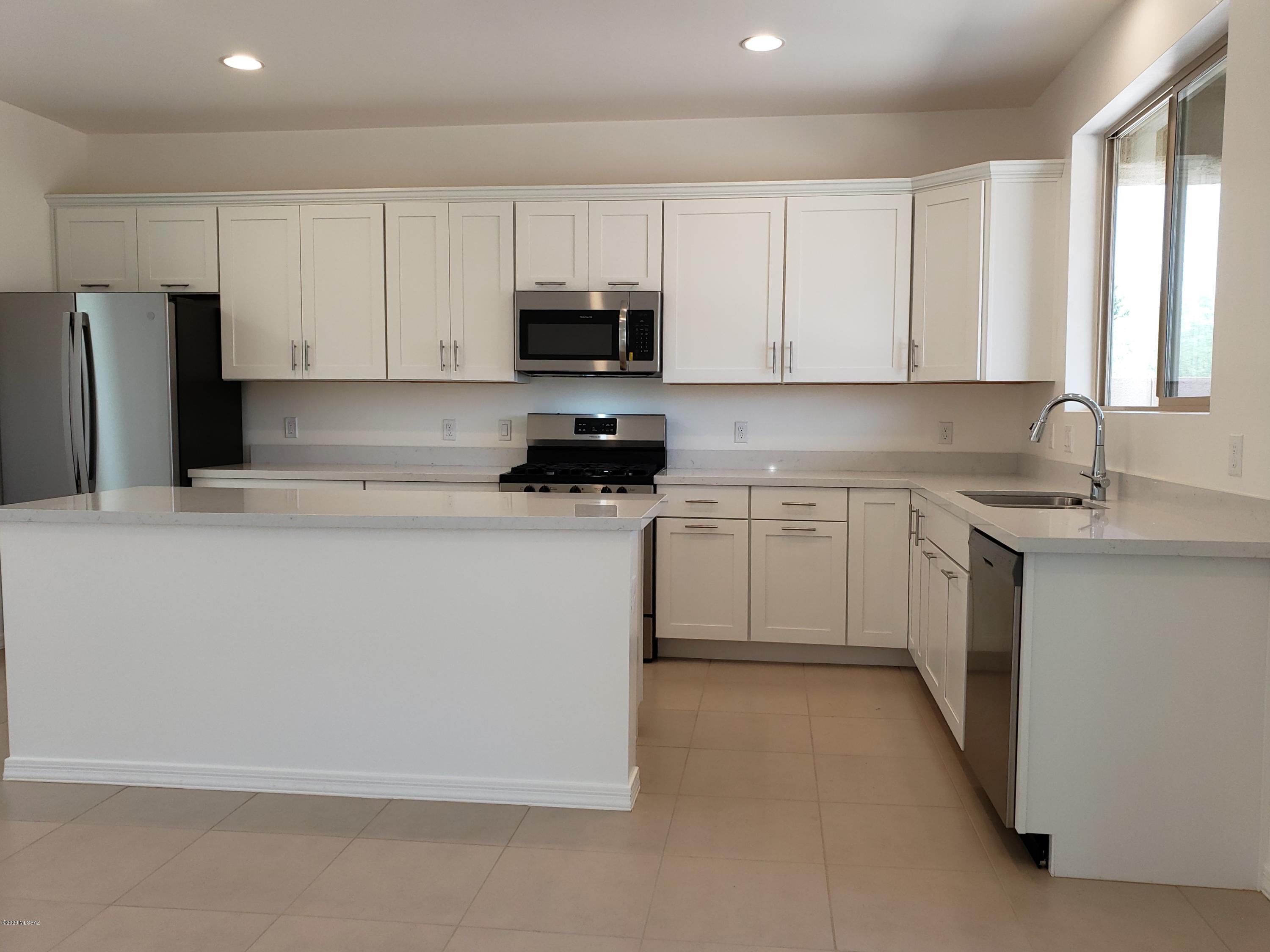 Las Cabanas - Residential Lease