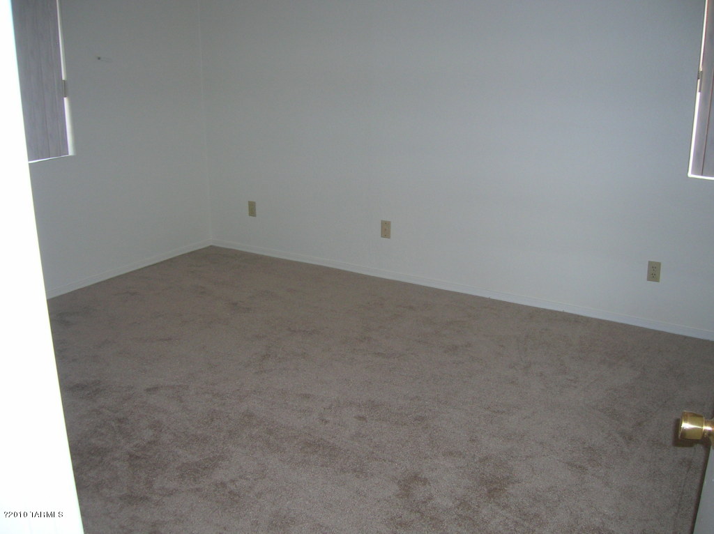 Escondido Place Condos - Residential Lease