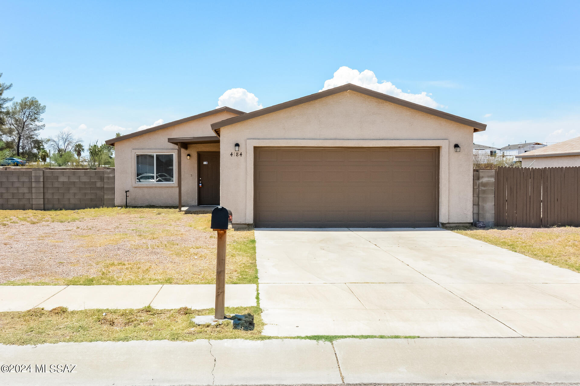 Silvermoon Estates (1-41) - Residential Lease