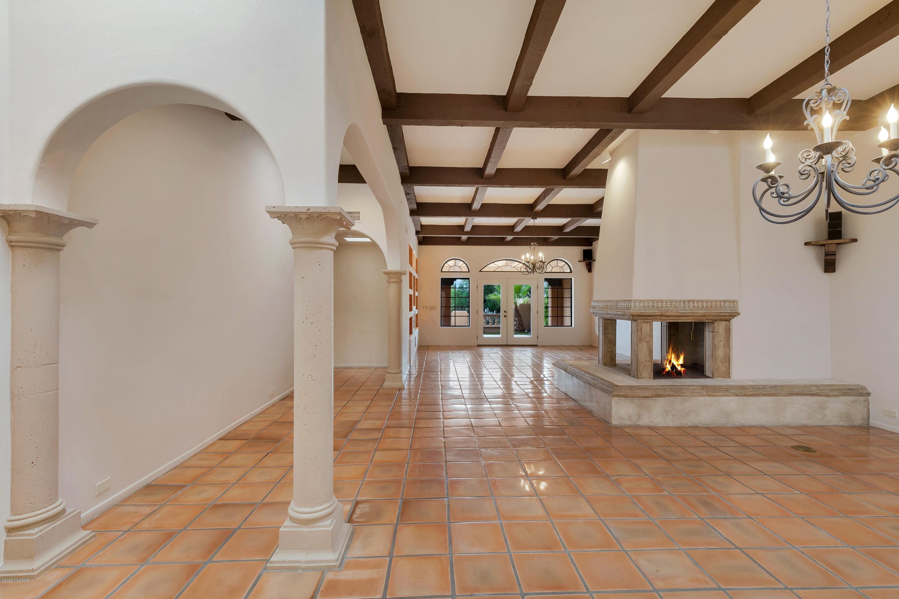 Finisterra (1-210) - Residential