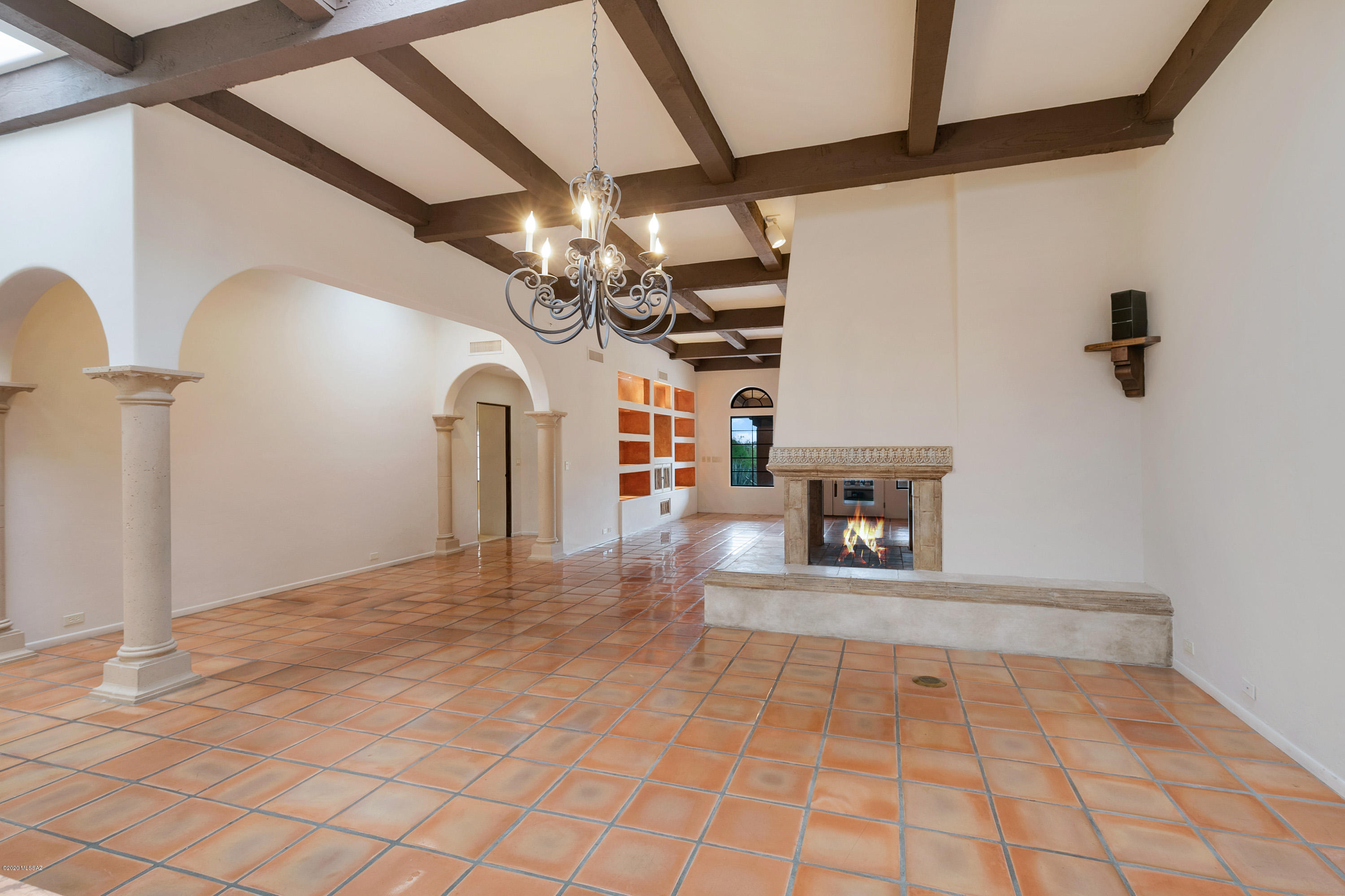 Finisterra (1-210) - Residential