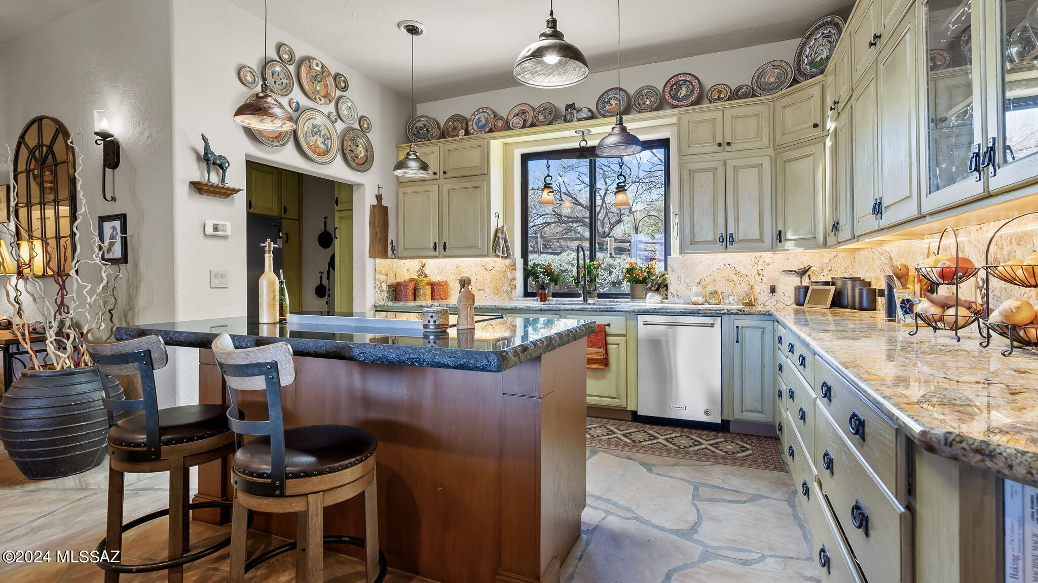 Palo Parado Estates - Residential