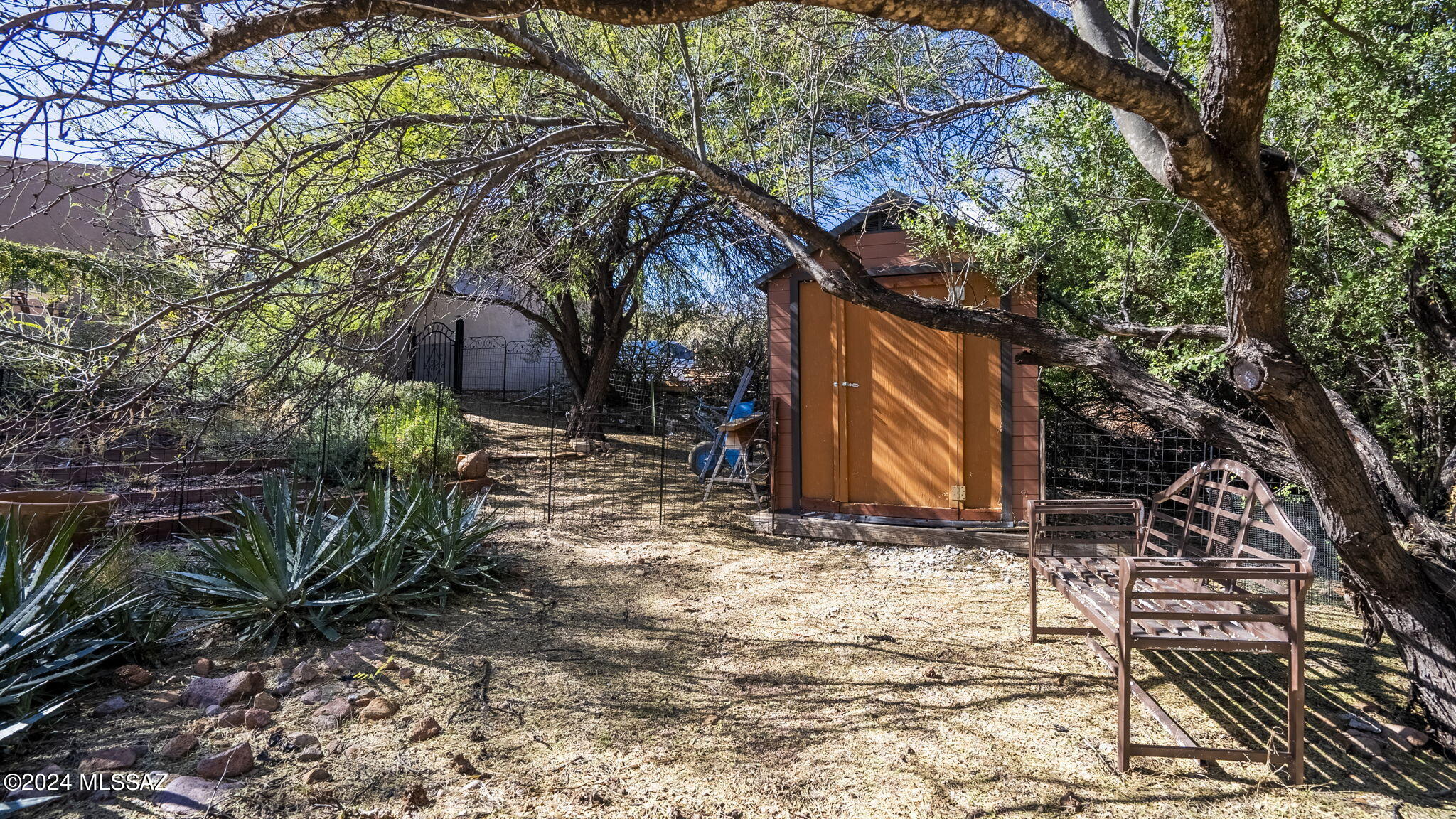 Palo Parado Estates - Residential