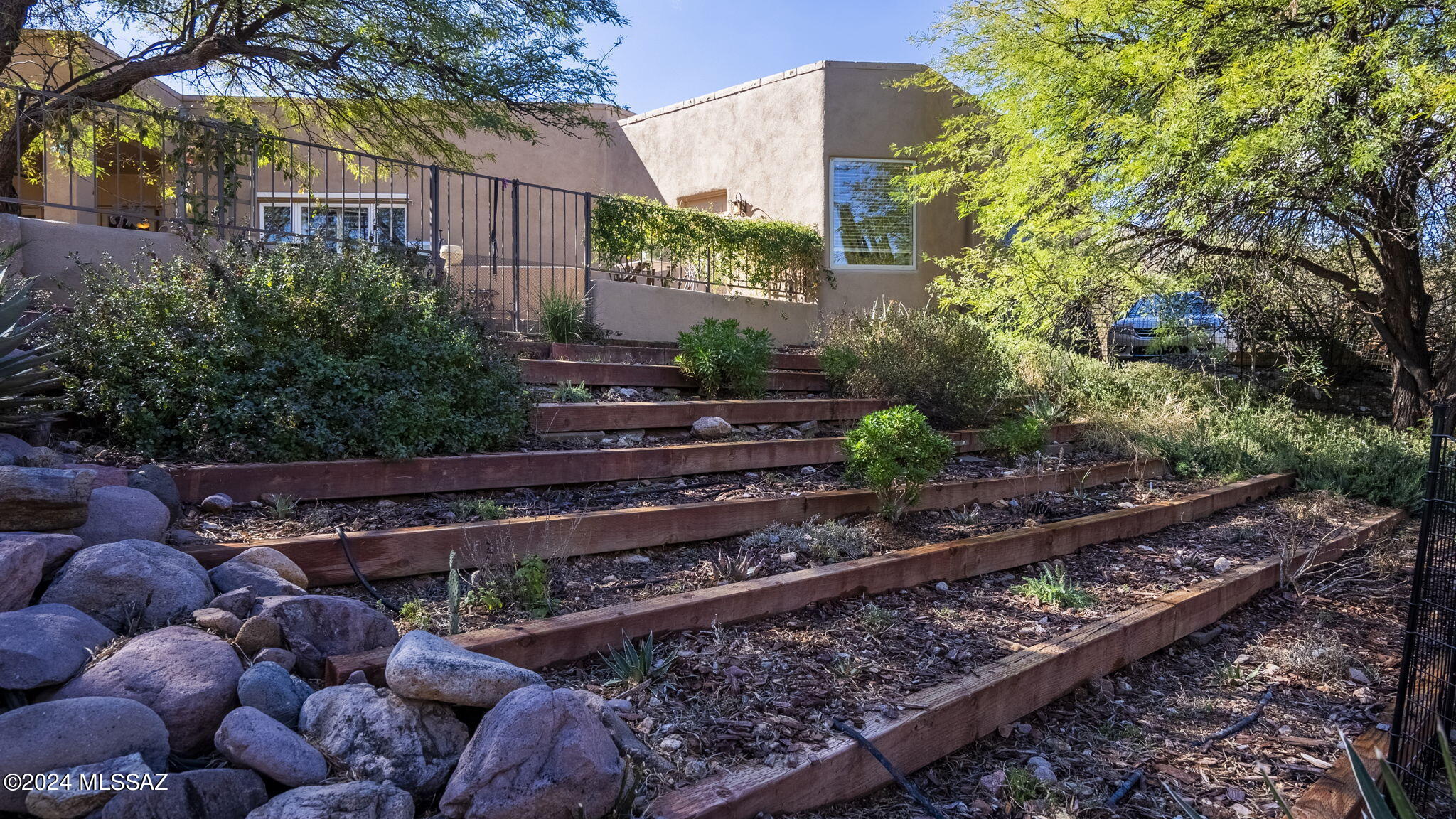 Palo Parado Estates - Residential