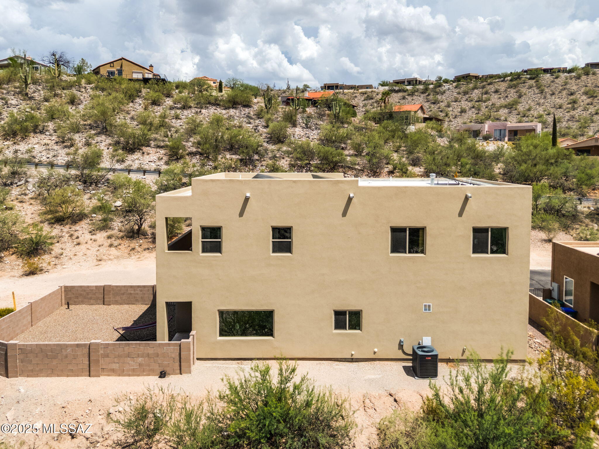 Sabino Shadows (1-27) - Residential