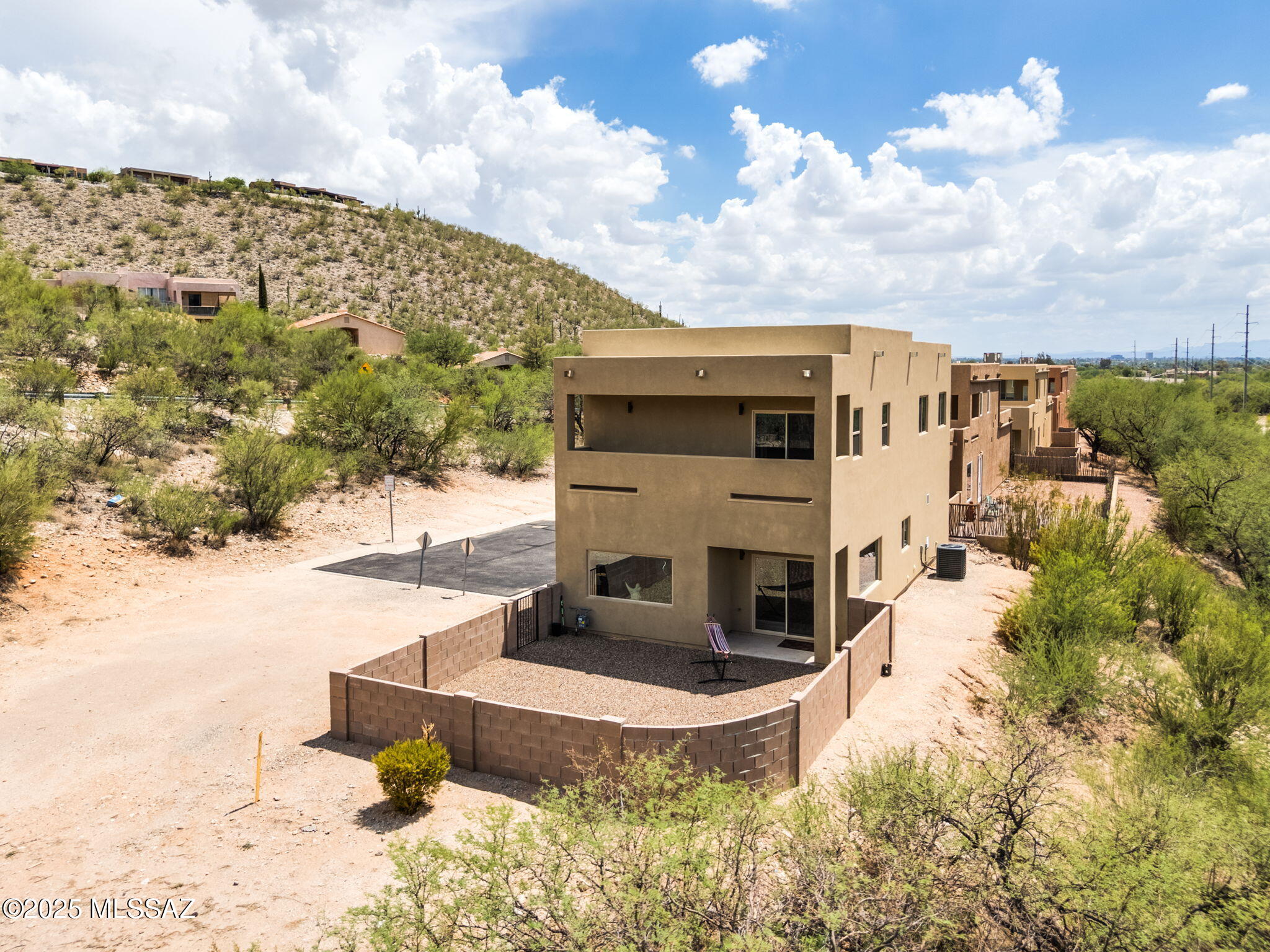 Sabino Shadows (1-27) - Residential