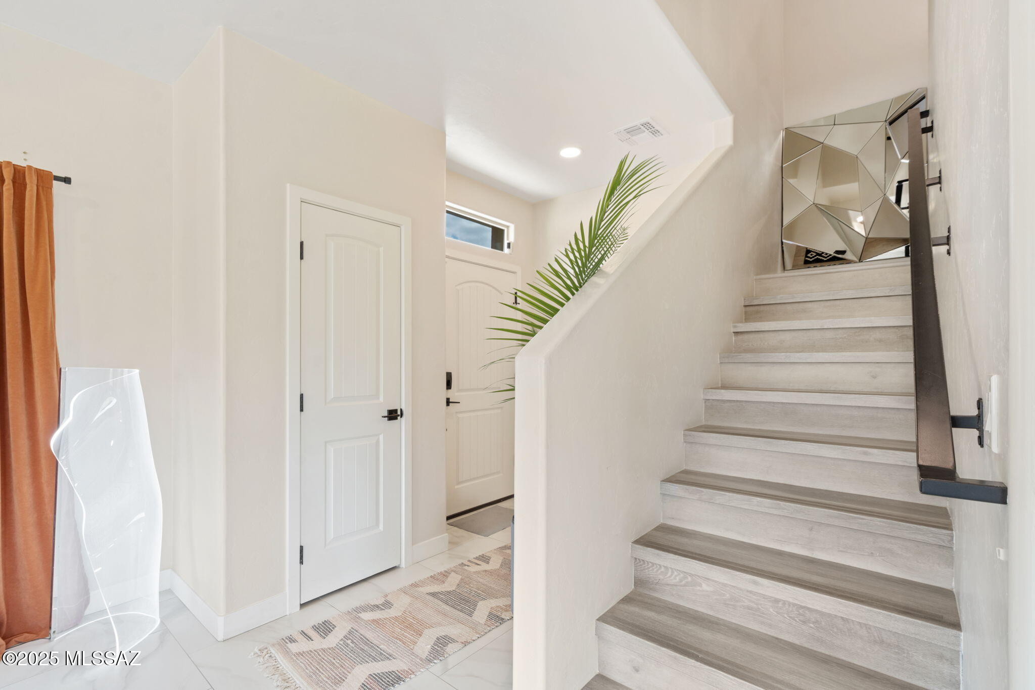 Sabino Shadows (1-27) - Residential