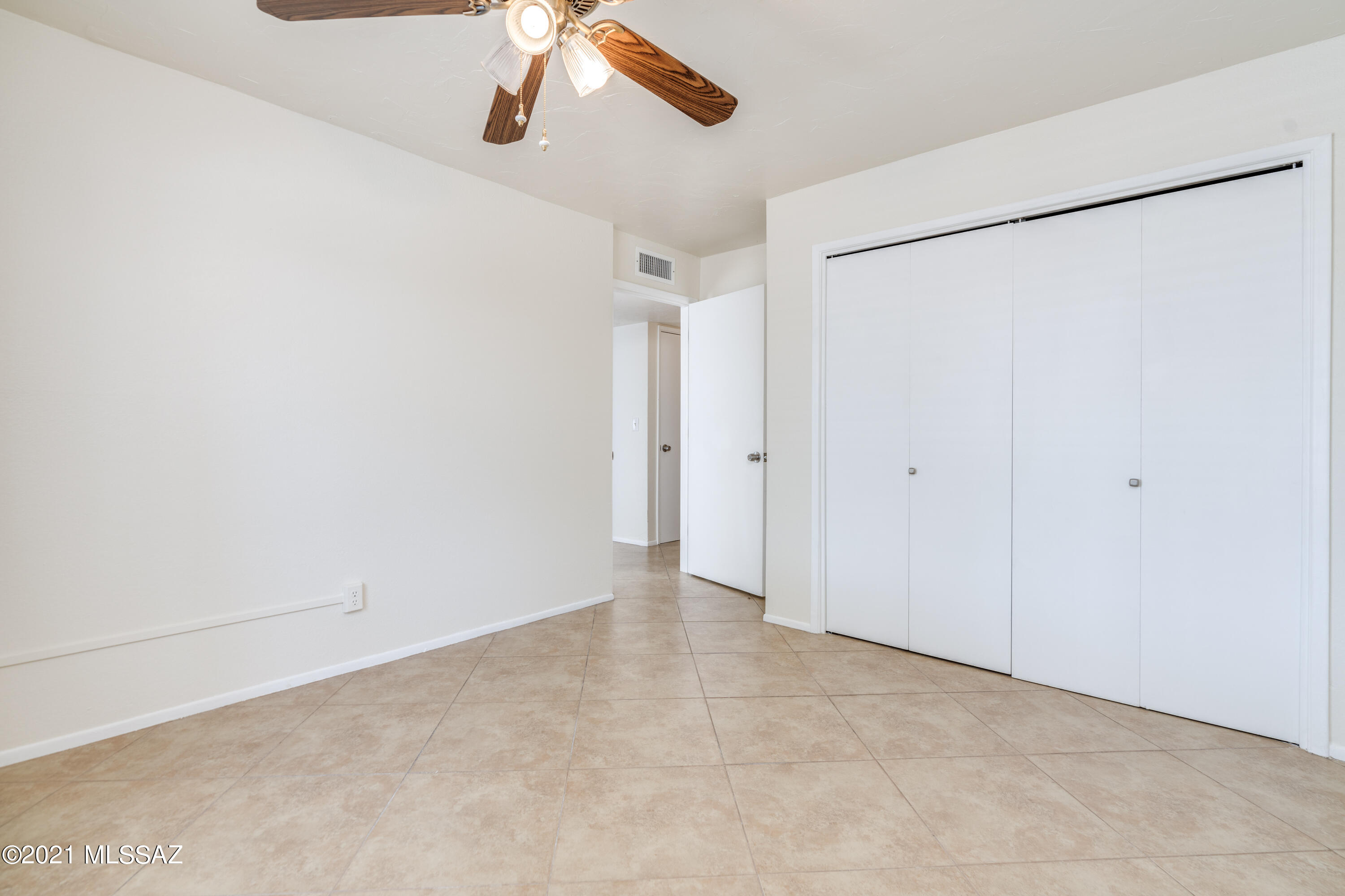 Las Solanas Blk 1 (1-49) - Residential