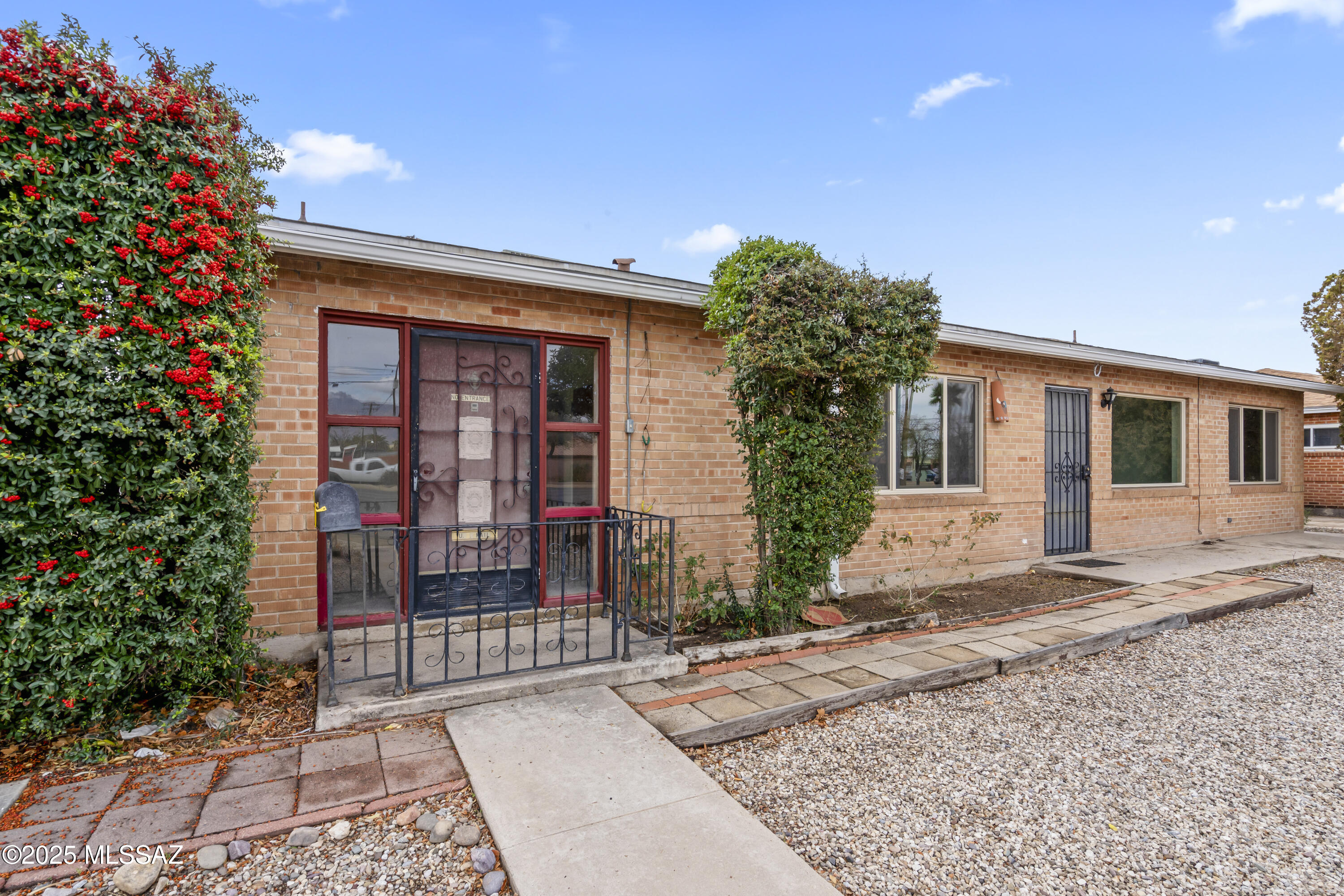 Manana Vista - Residential