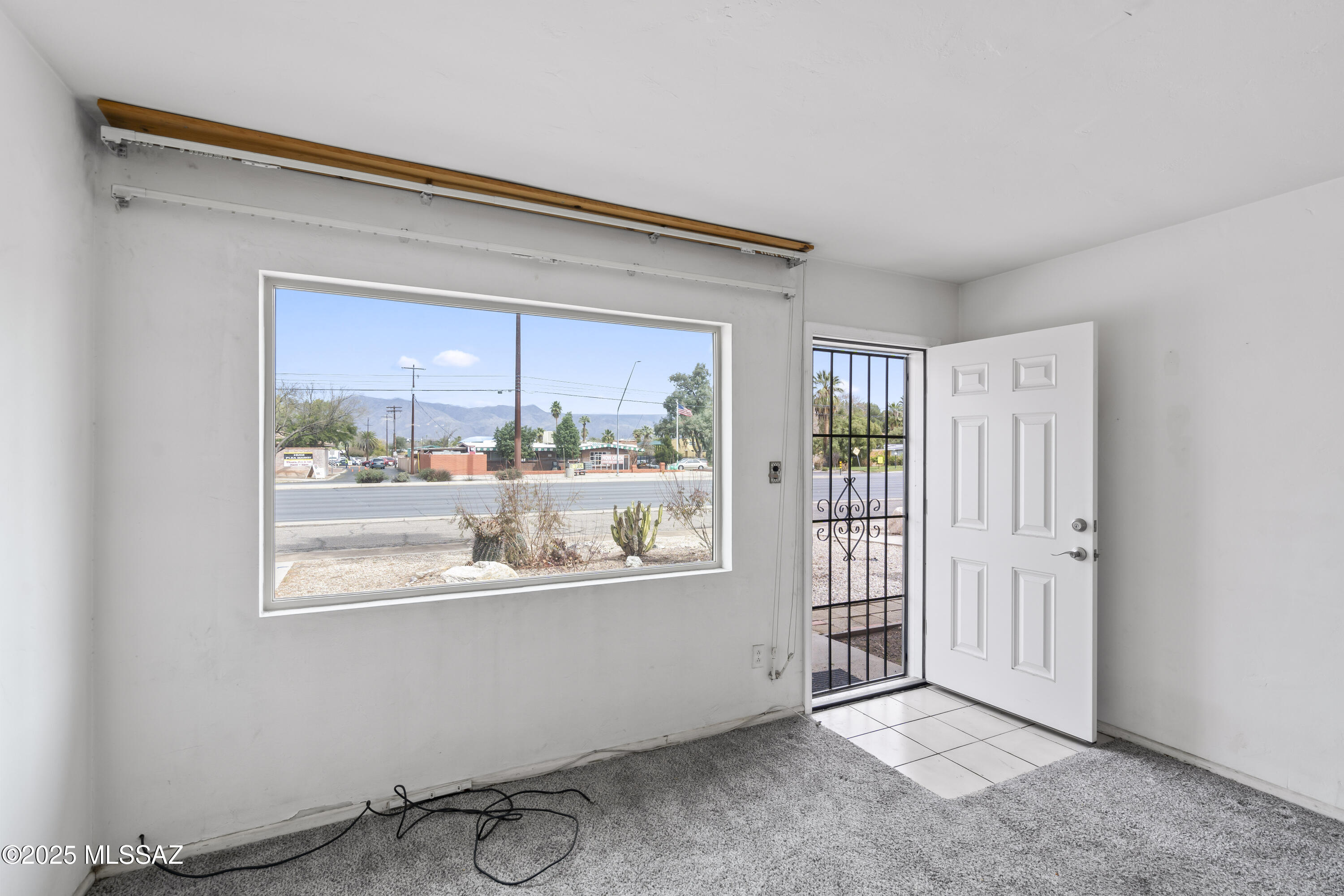 Manana Vista - Residential