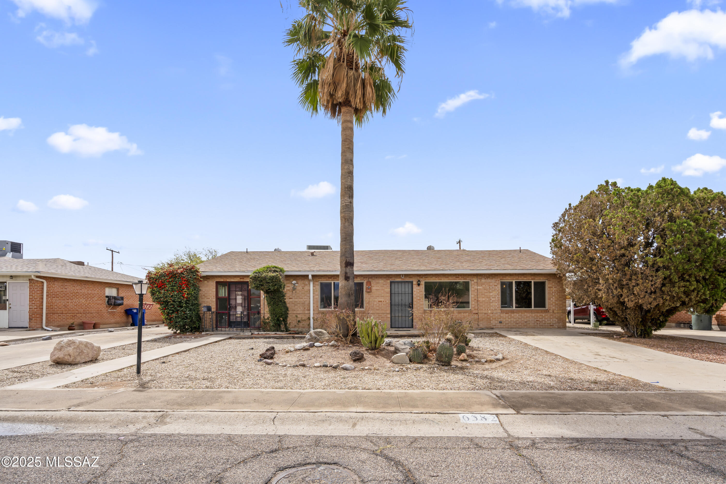 Manana Vista - Residential