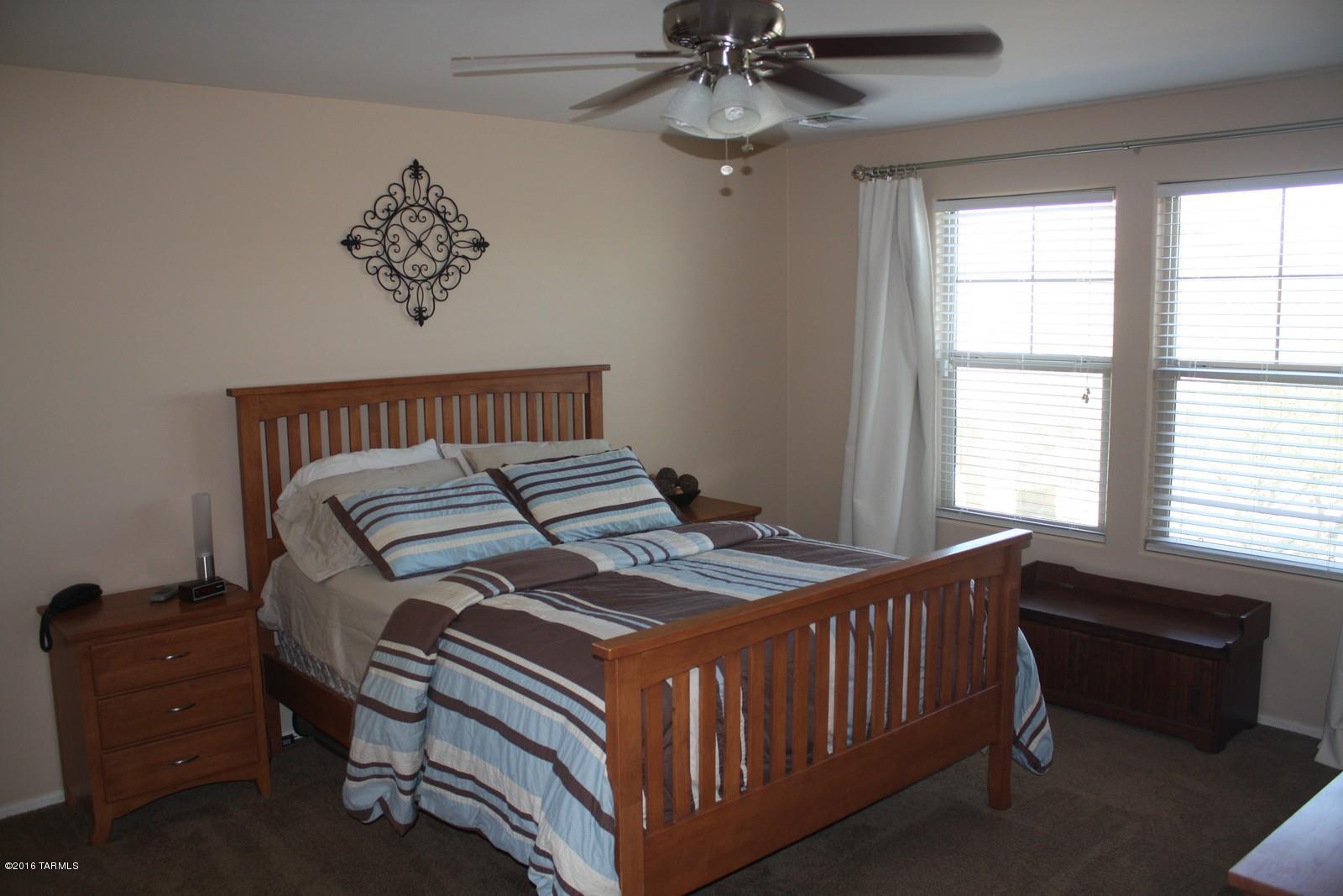 Rancho Del Lago (B37-38) - Residential Lease