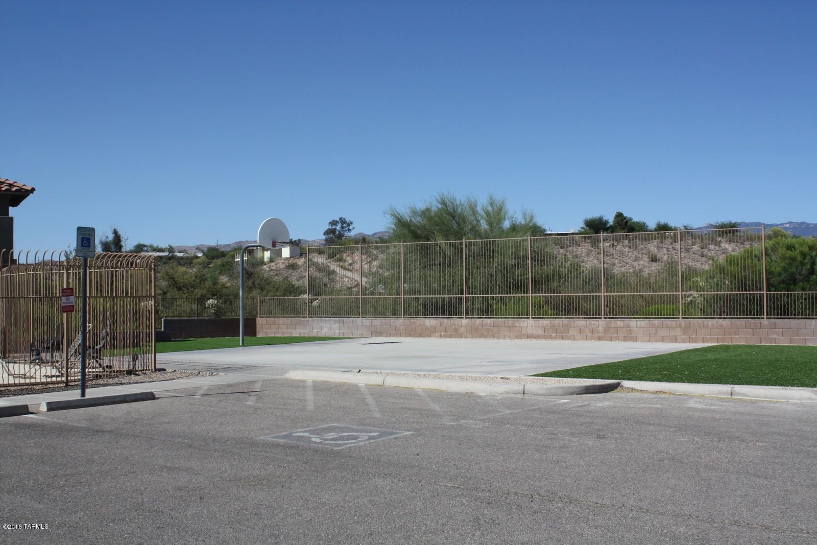 Rancho Del Lago (B37-38) - Residential Lease