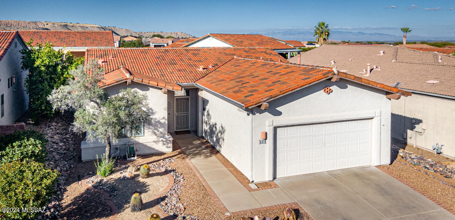 In The Heart of Green Valley (Capistrano at Las Campanas), 1,268 sq.ft, 2 Bedrooms, 2 Baths, and an Extended 2 Car Garage, Tile/Carpet flooring, Ceiling Fans, Security Door and many other features. A charming home which would make a great full-time home or a winter retreat. Must See!