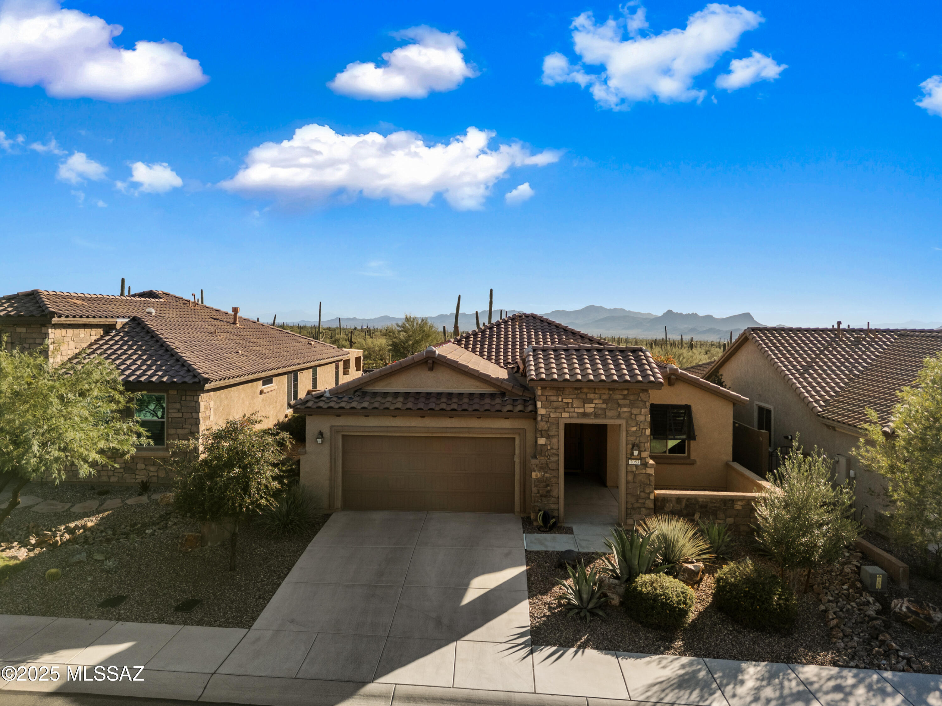 Del Webb At Dove Mountain SQ20131930189 - Residential
