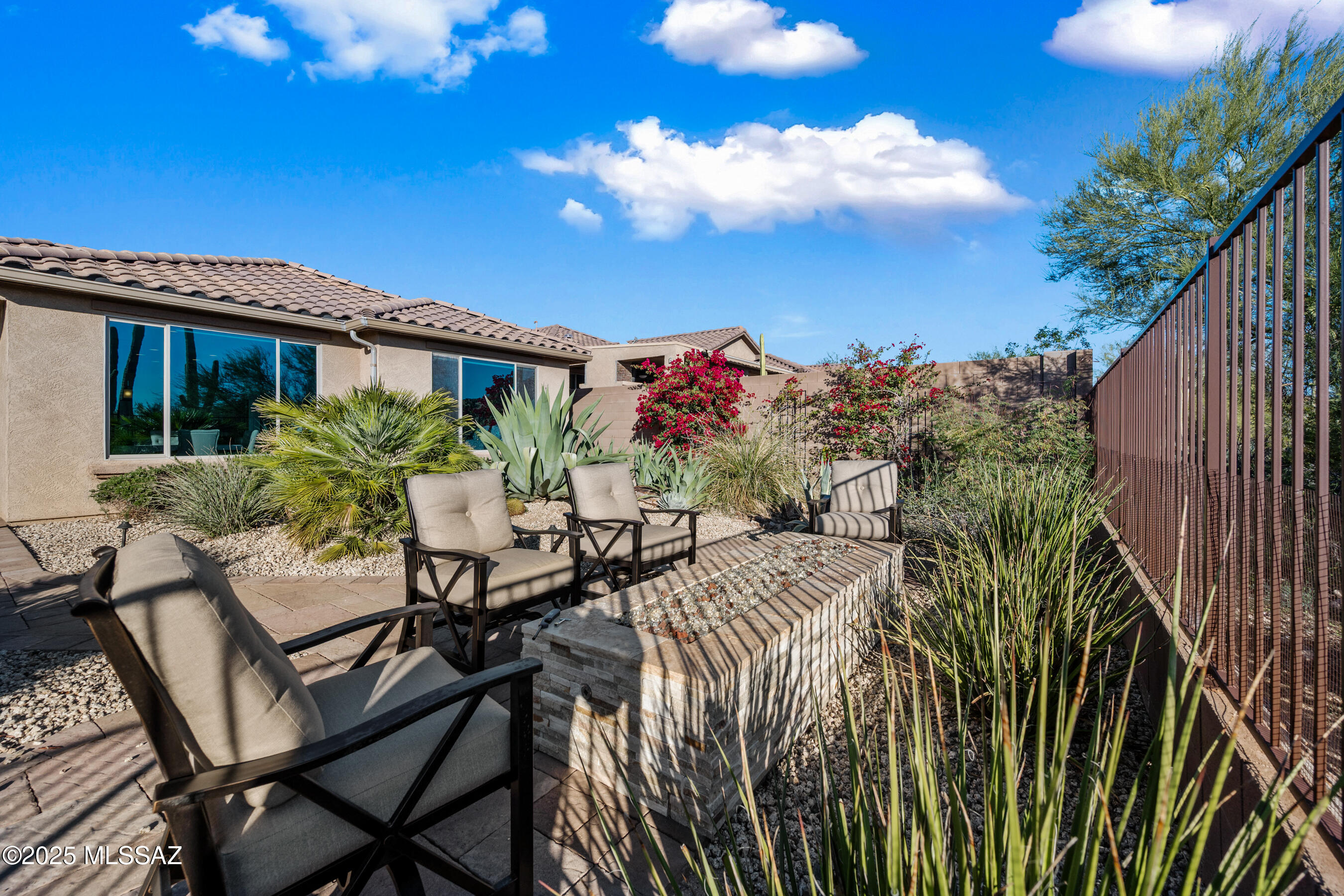 Del Webb At Dove Mountain SQ20131930189 - Residential