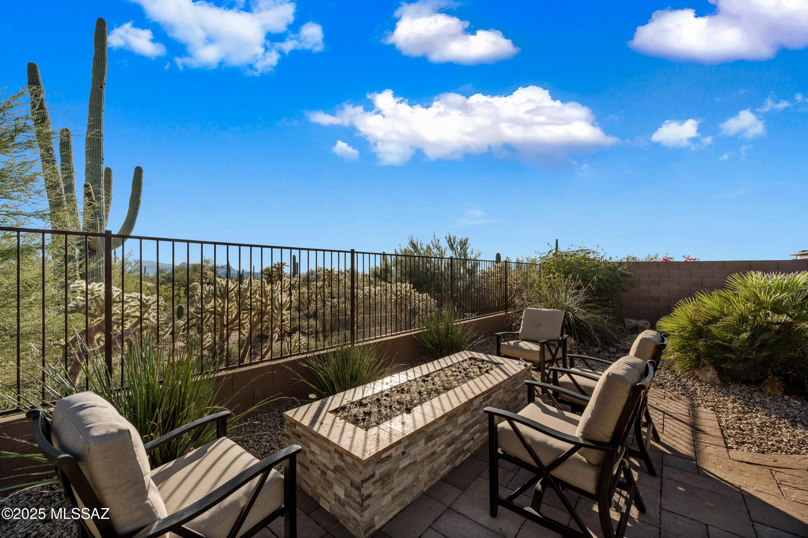 Del Webb At Dove Mountain SQ20131930189 - Residential