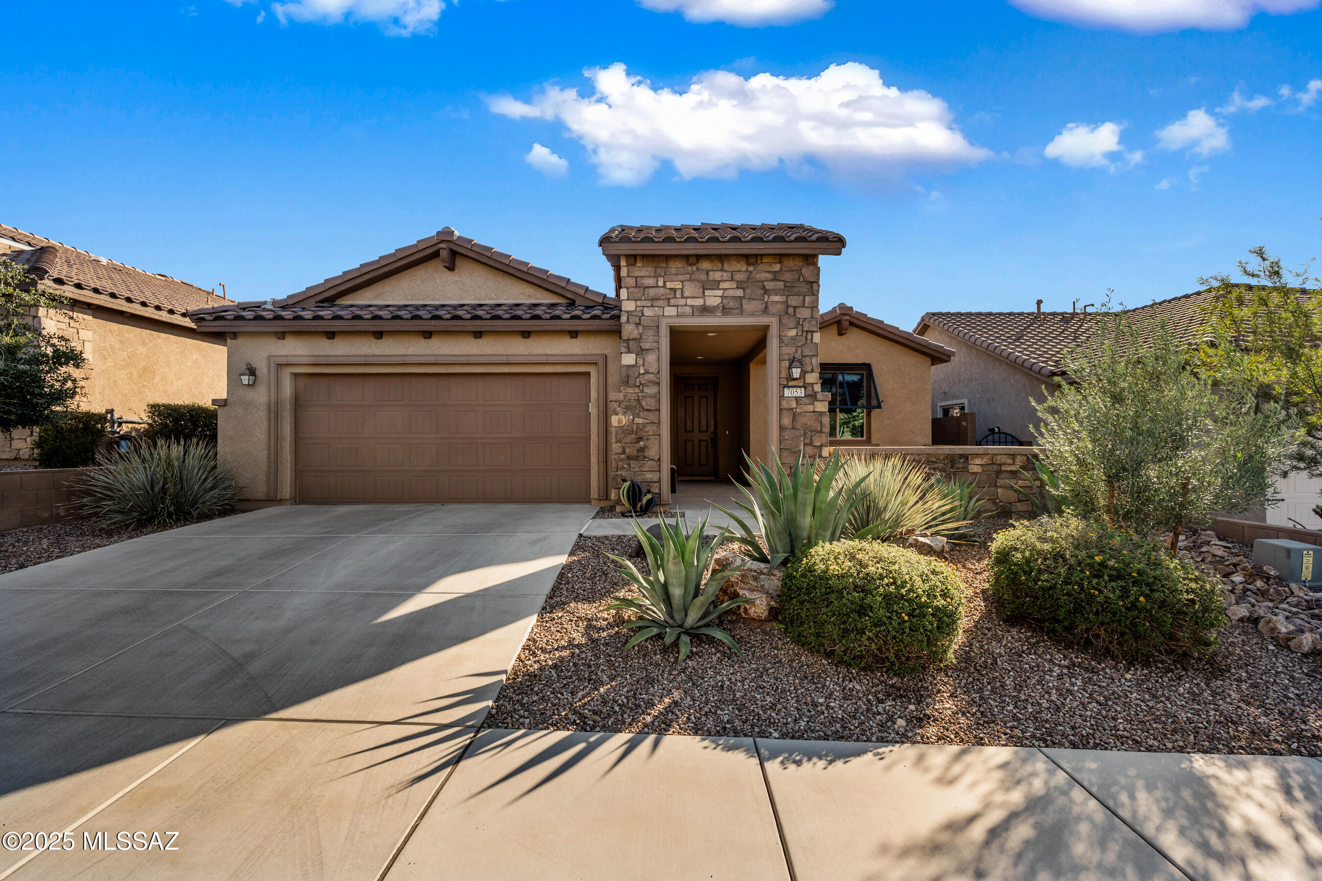 Del Webb At Dove Mountain SQ20131930189 - Residential