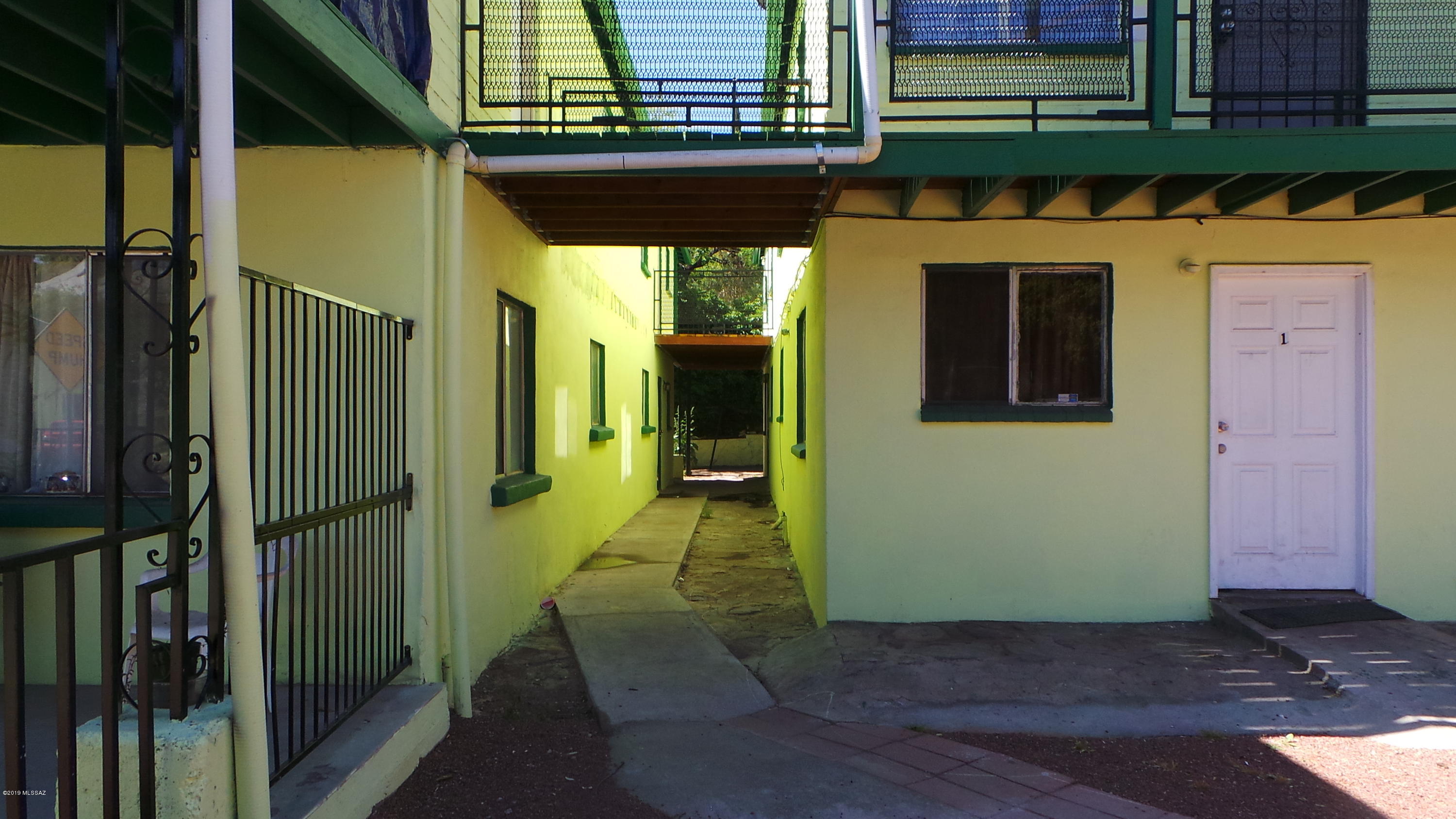 Downtown - Residential Income