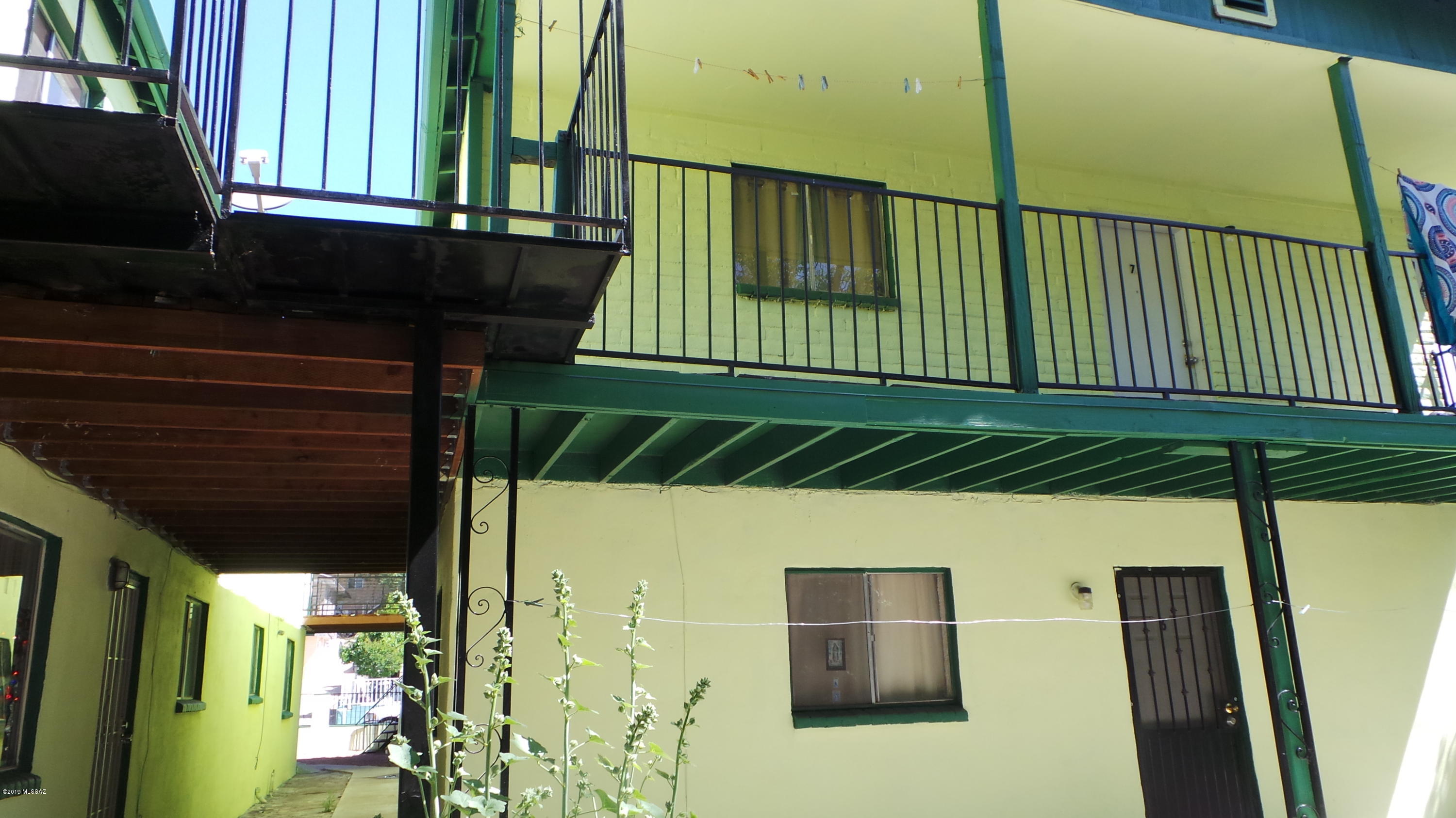 Downtown - Residential Income
