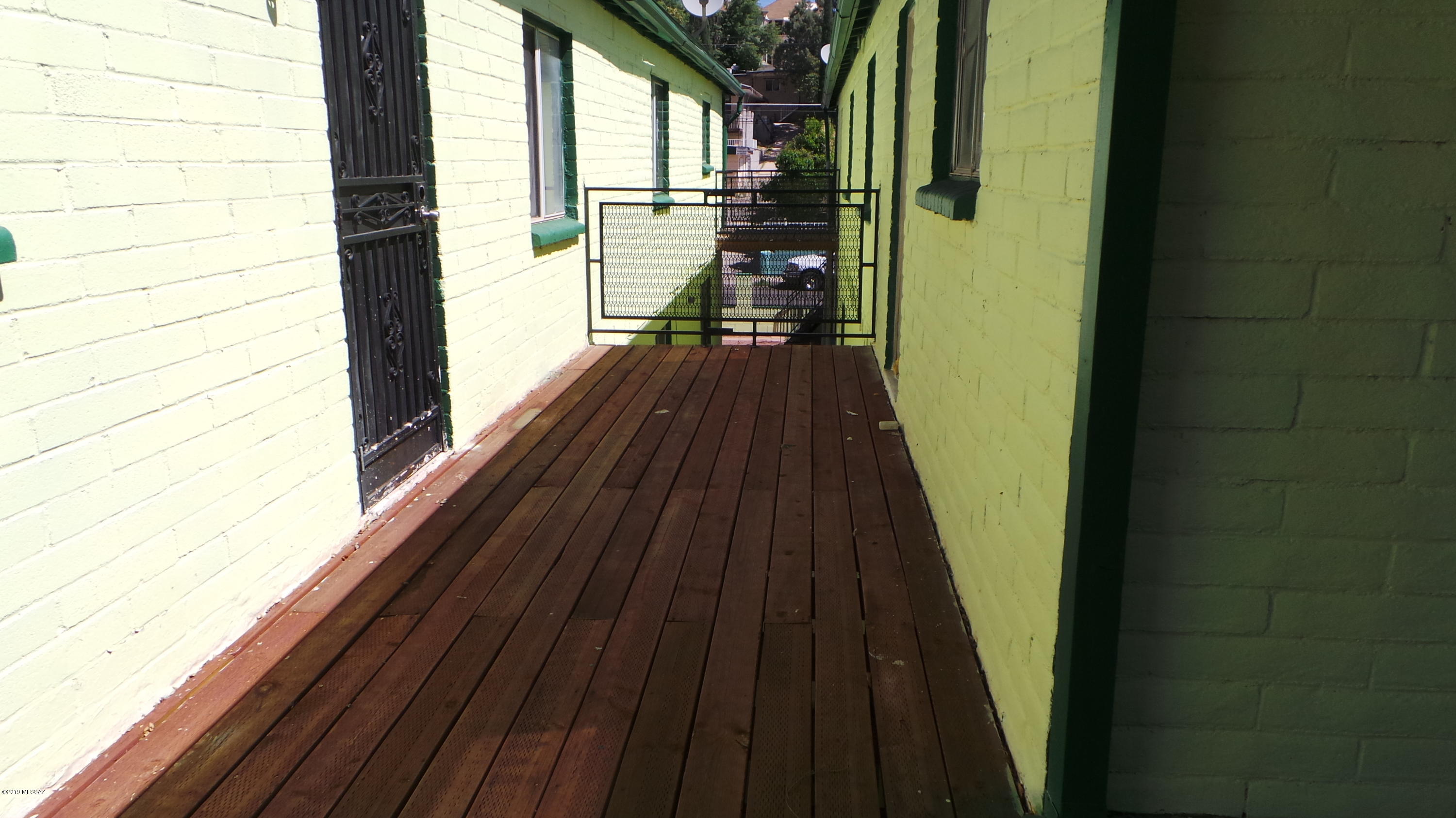 Downtown - Residential Income