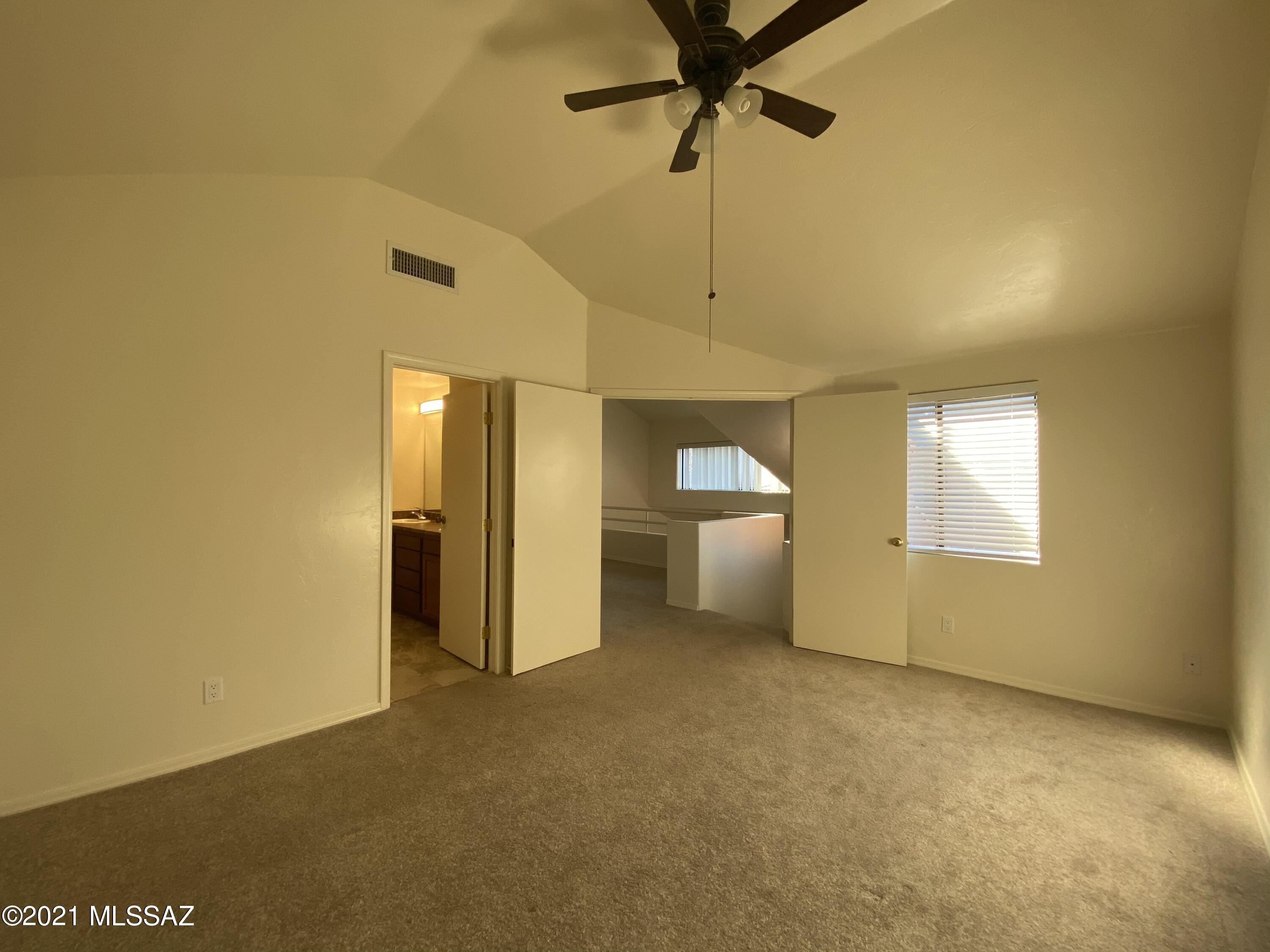Mountain View Condos. (1-76) - Residential Lease