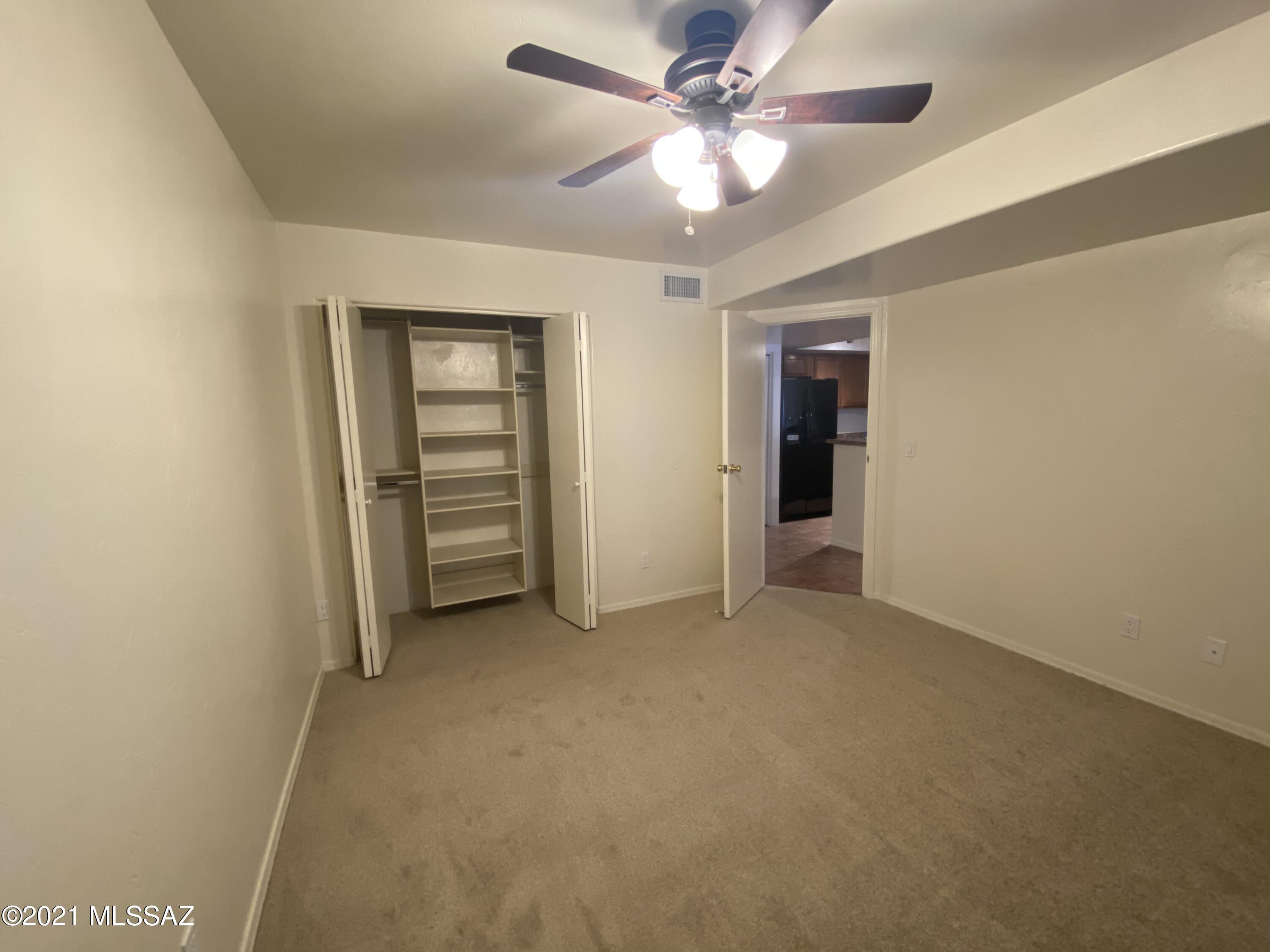 Mountain View Condos. (1-76) - Residential Lease