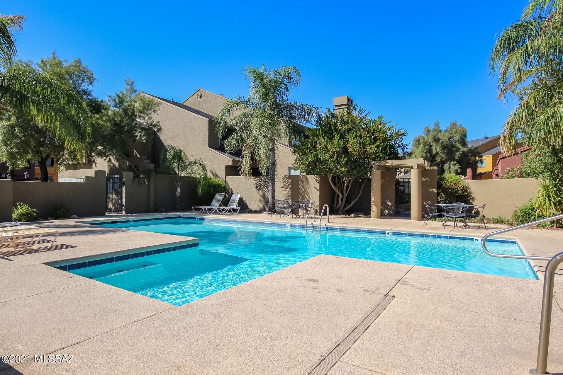 Mountain View Condos. (1-76) - Residential Lease