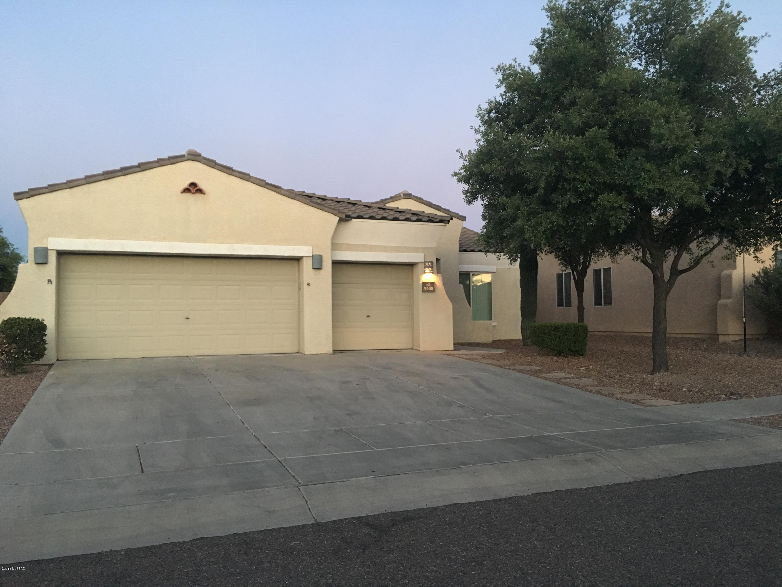 Desert Traditions II (49-120) - Residential