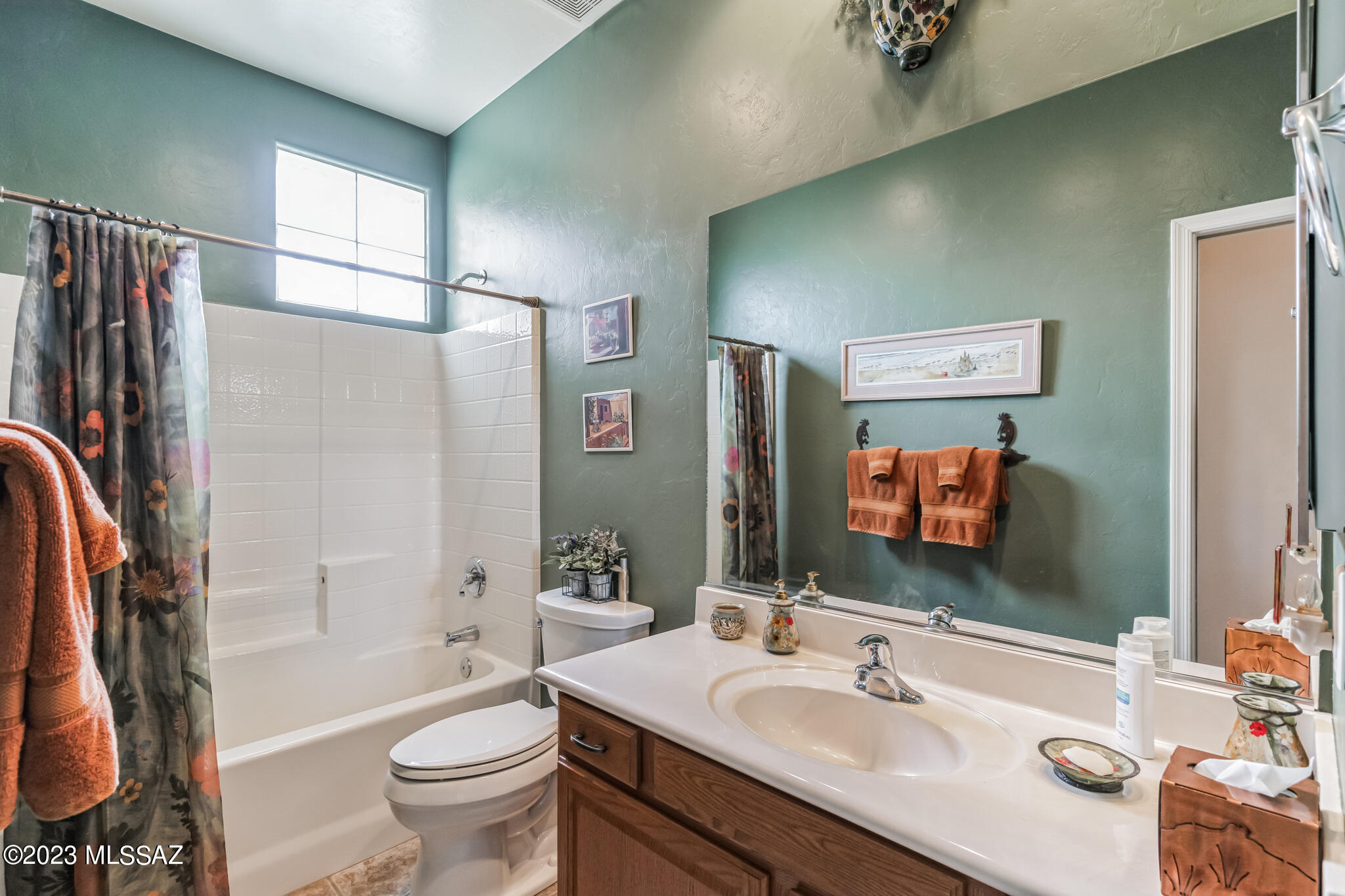 Las Campanas Village (1-111) - Residential