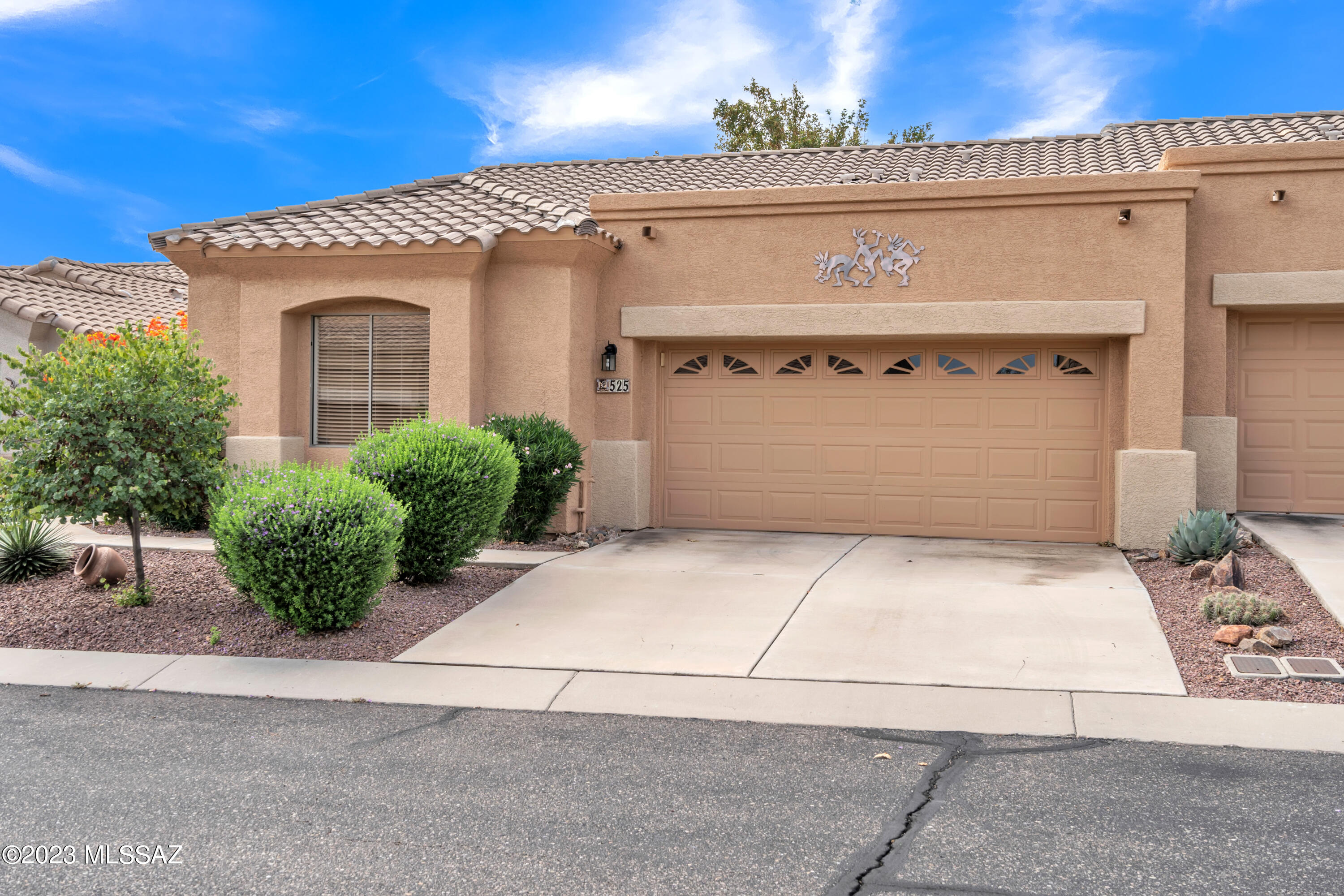 Las Campanas Village (1-111) - Residential