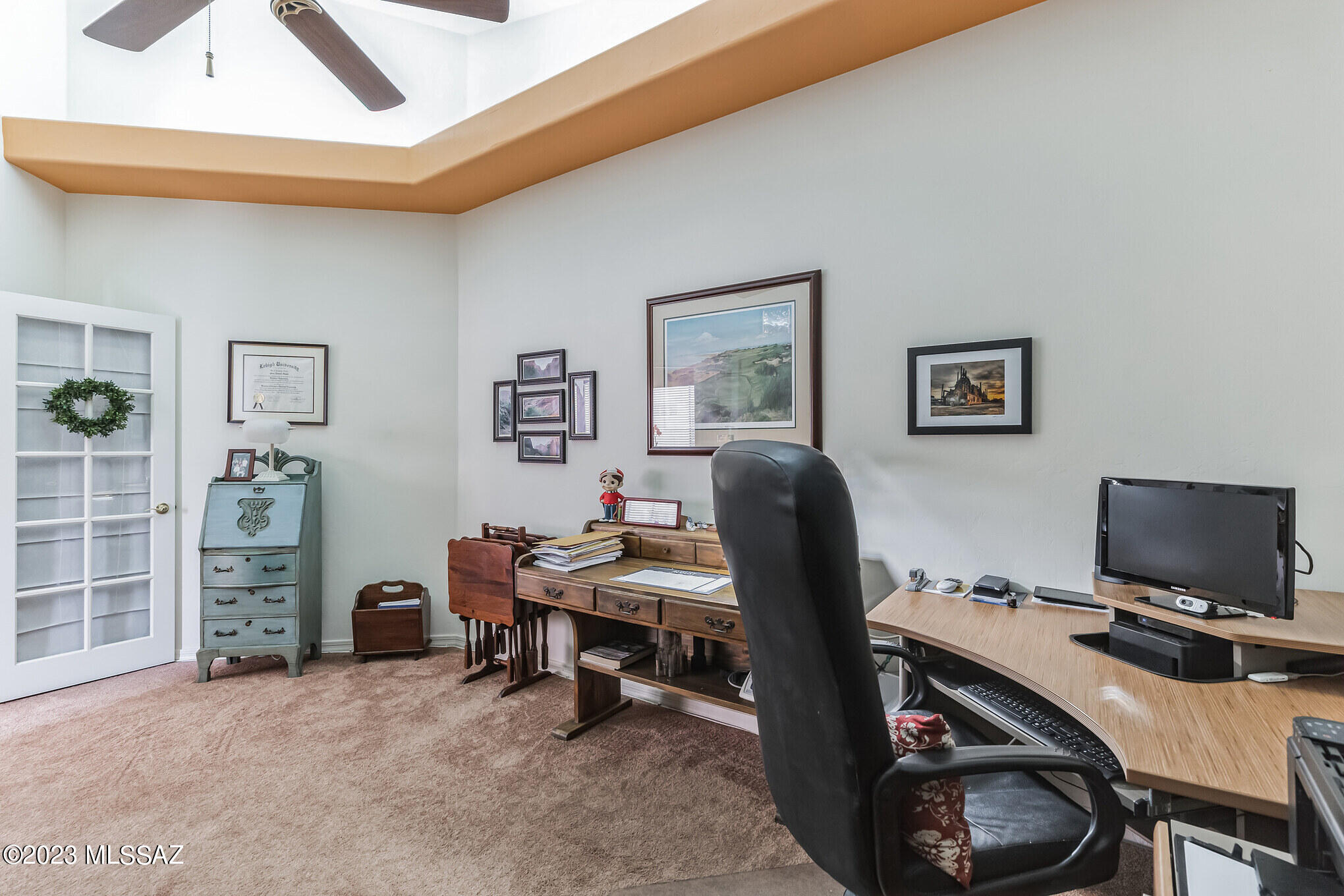 Las Campanas Village (1-111) - Residential