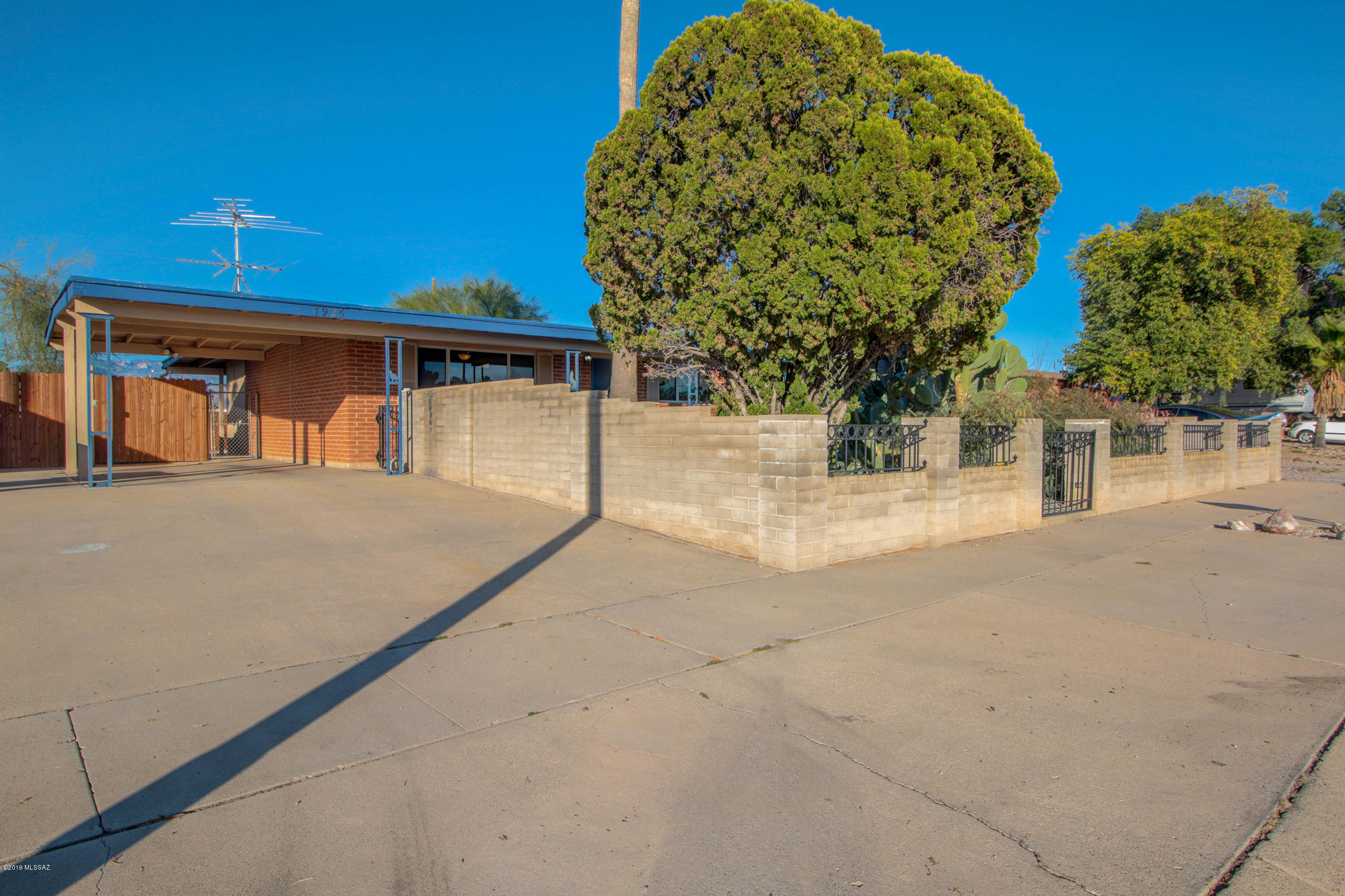 Sherwood Village Terrace (231-546) - Residential