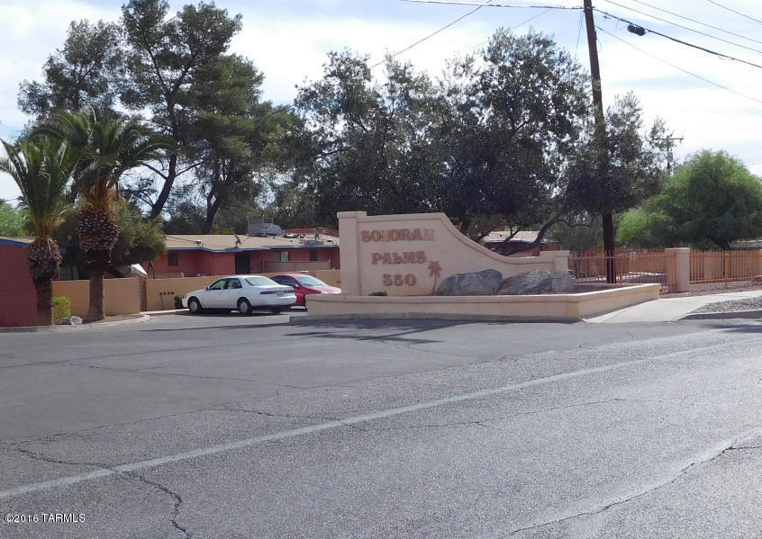 Cute townhome in gated community.  needs a bit of TLC.