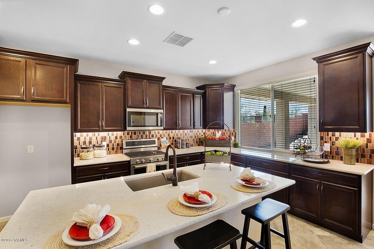 Golden Barrel Place At Dove Mountain SQ20141710079 - Residential