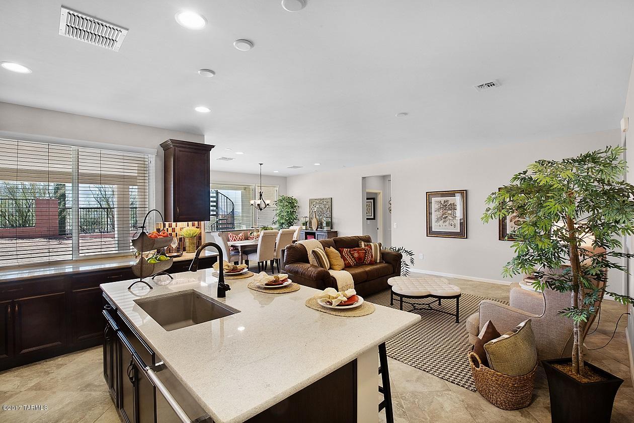 Golden Barrel Place At Dove Mountain SQ20141710079 - Residential