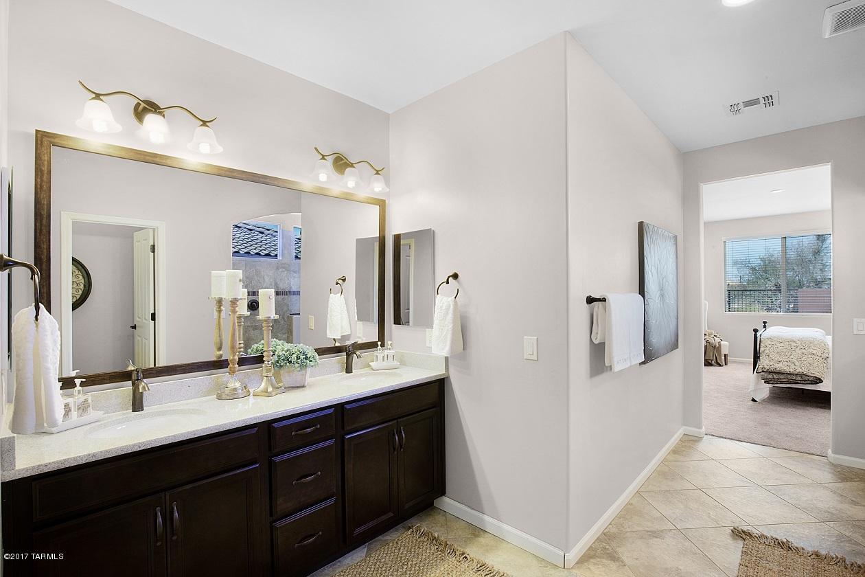 Golden Barrel Place At Dove Mountain SQ20141710079 - Residential