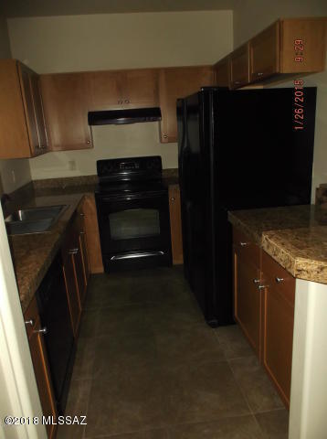 Dos Tiburones Townhouses (1-34) - Residential Lease