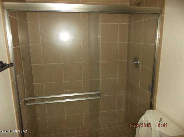 Dos Tiburones Townhouses (1-34) - Residential Lease