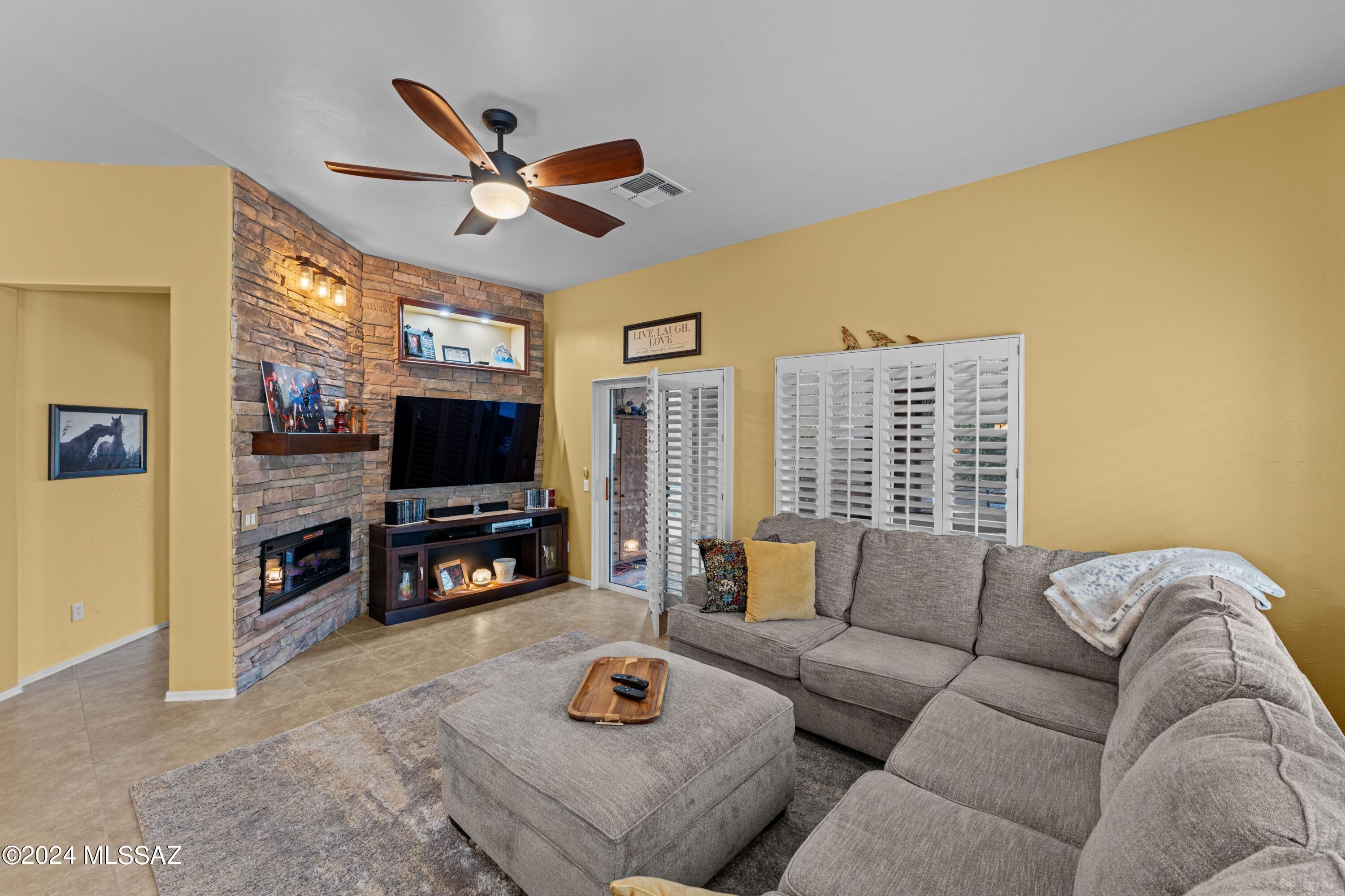 Heritage Highlands III at Dove Mountain (542-719) - Residential