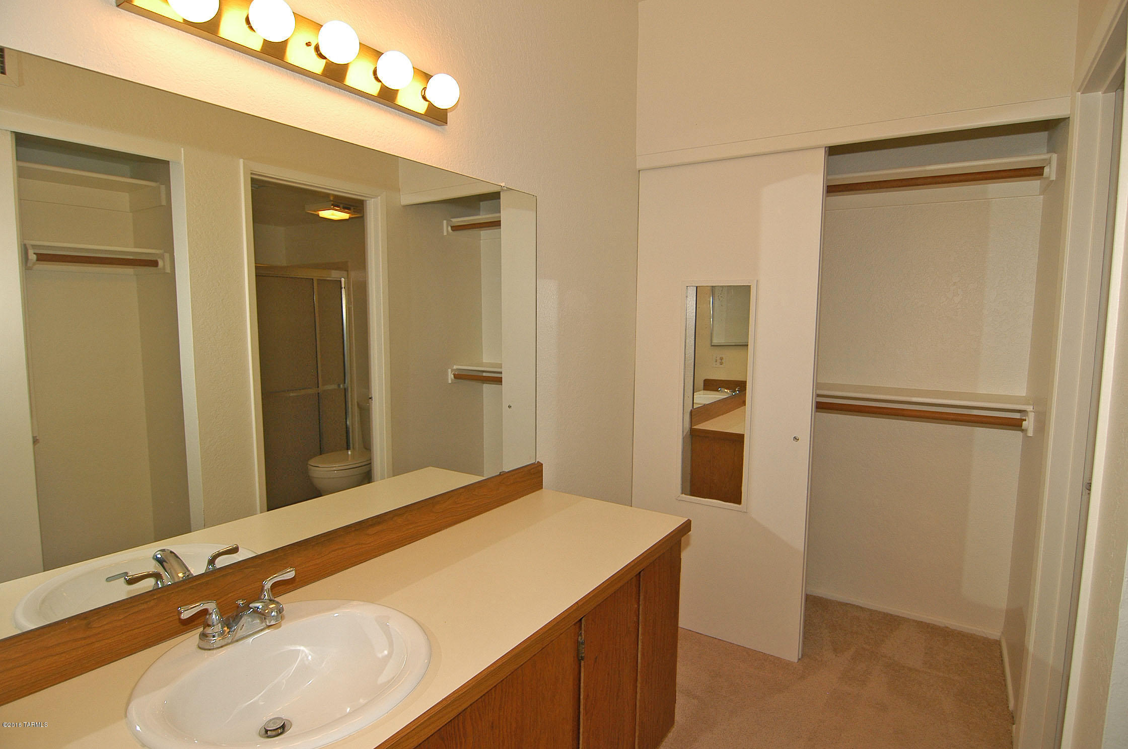 Summertree Condominiums (1-224) - Residential