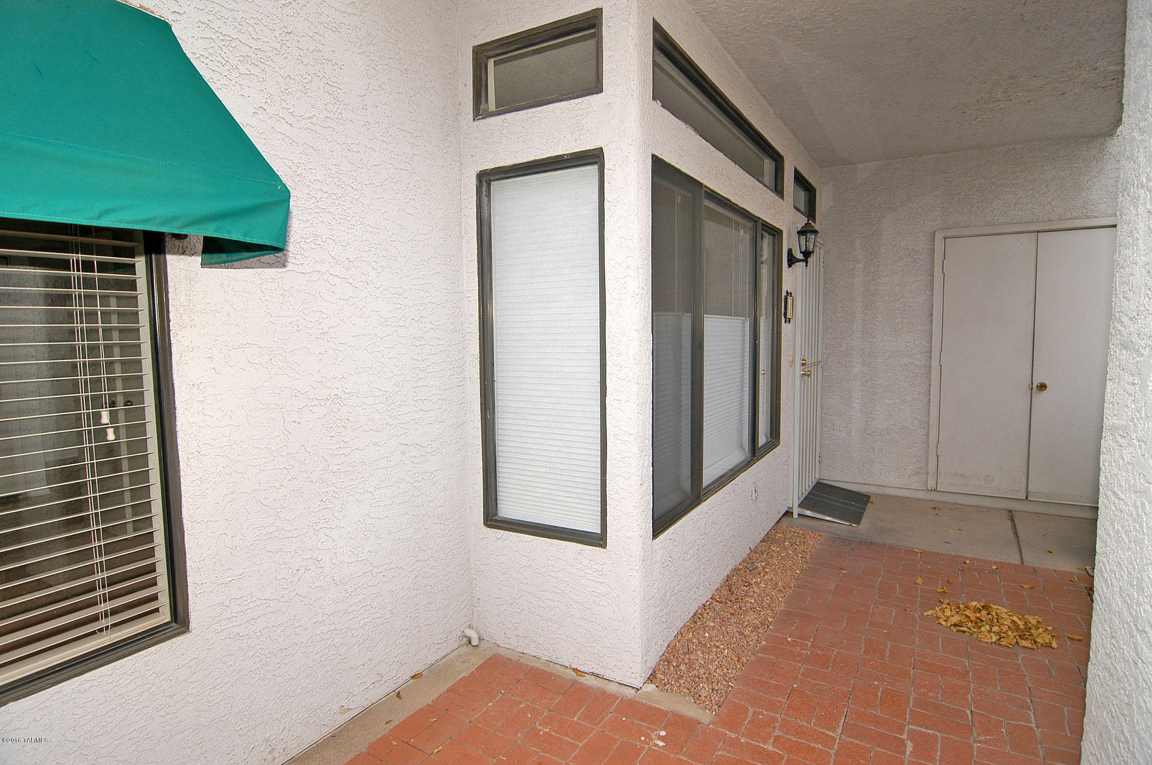 Summertree Condominiums (1-224) - Residential