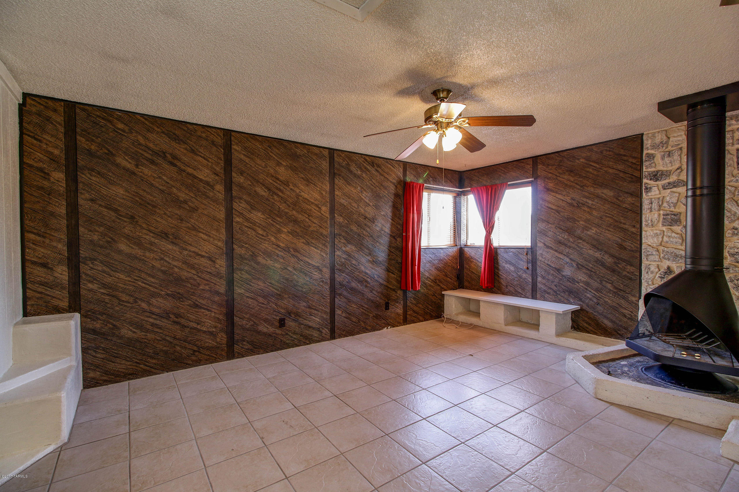 Lakecrest NO. 5 - Residential Lease